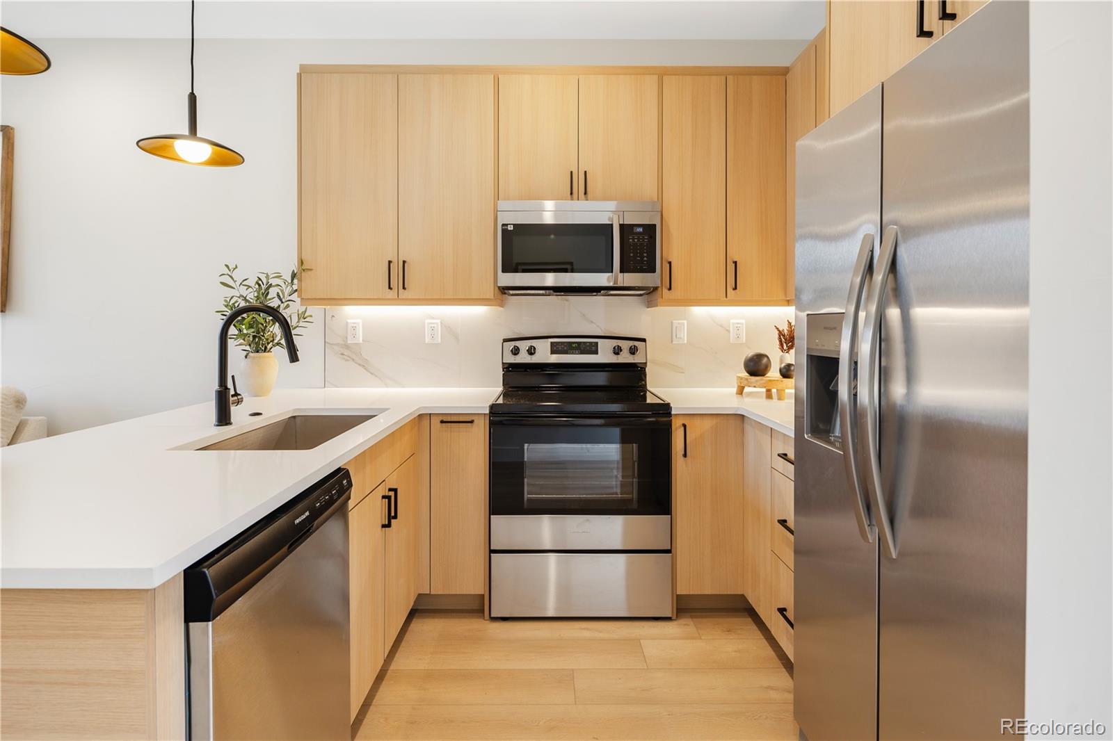MLS Image #5 for 3825 w 38th avenue 2,denver, Colorado