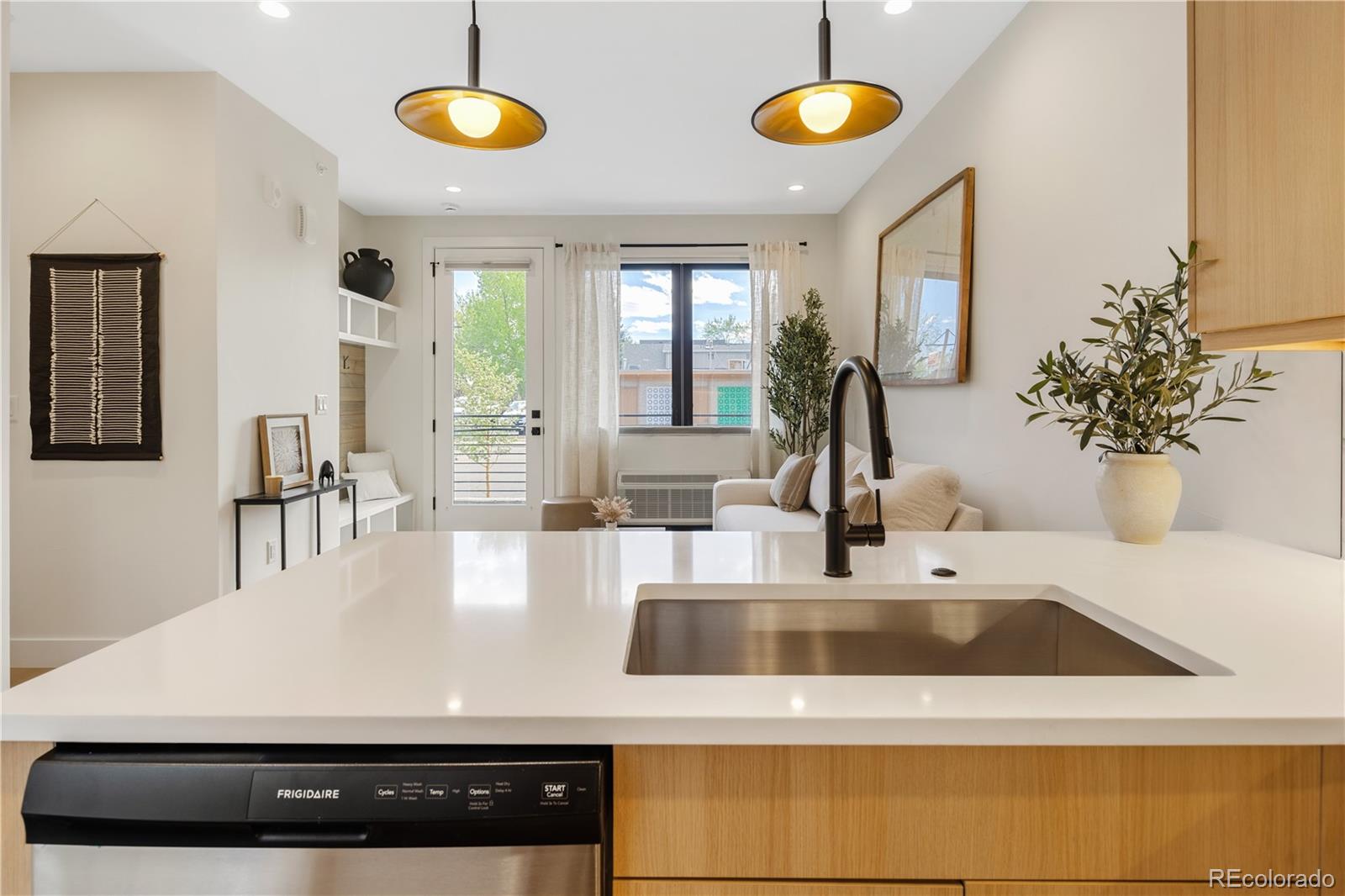 MLS Image #6 for 3825 w 38th avenue 2,denver, Colorado