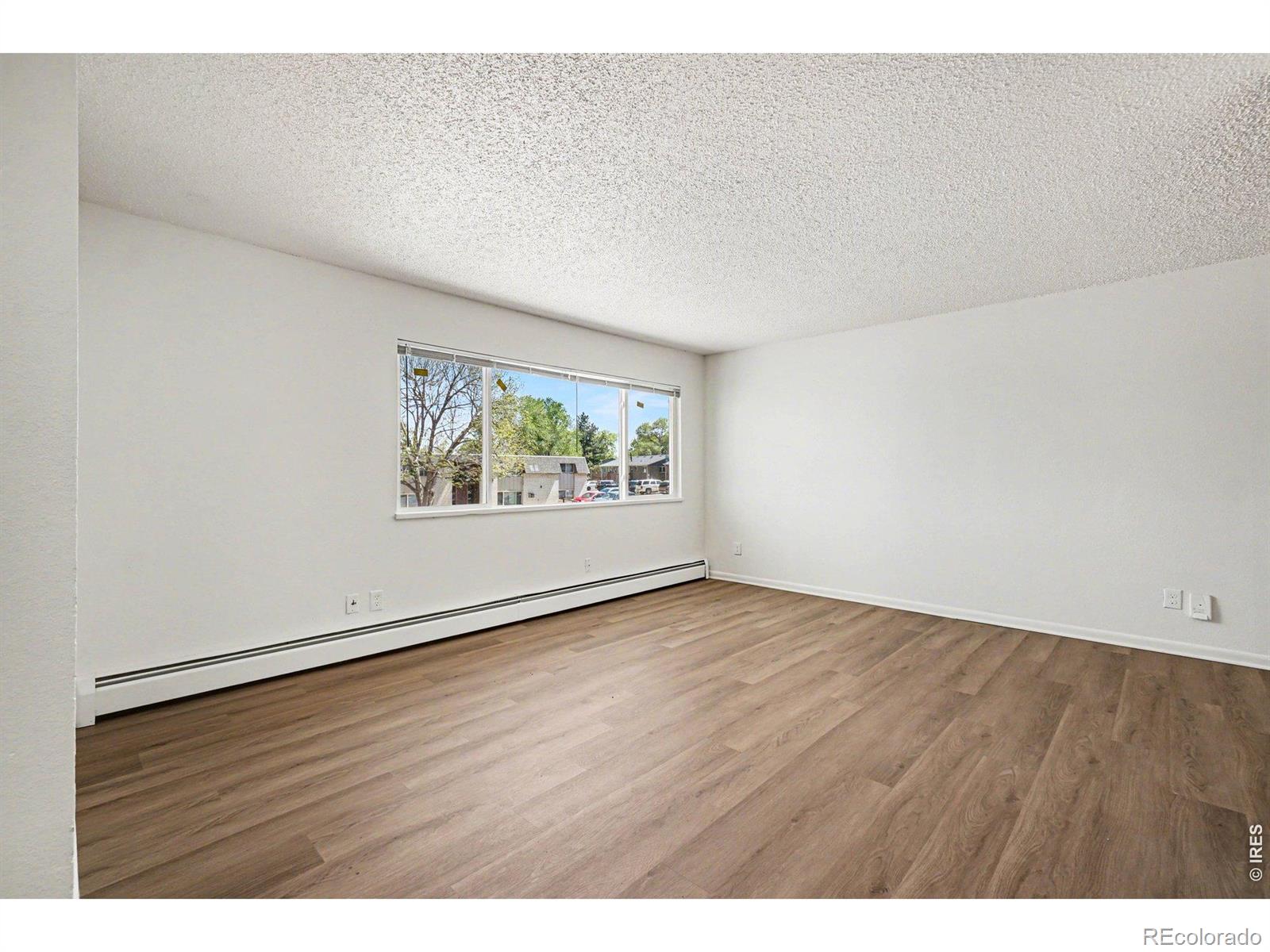 MLS Image #3 for 1225-1227 s coffman street,longmont, Colorado
