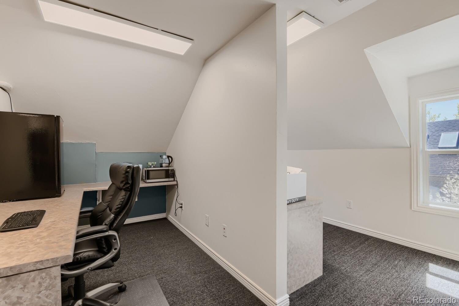 MLS Image #13 for 1960 n clarkson street,denver, Colorado