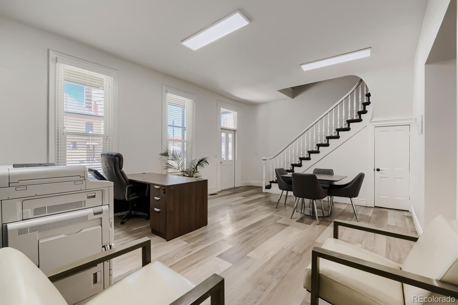 MLS Image #5 for 1960 n clarkson street,denver, Colorado
