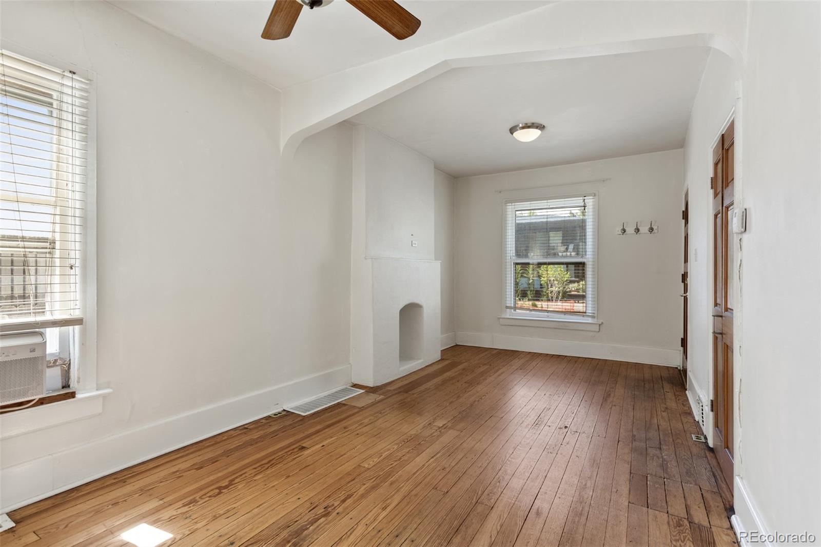 MLS Image #11 for 914 e iowa avenue,denver, Colorado