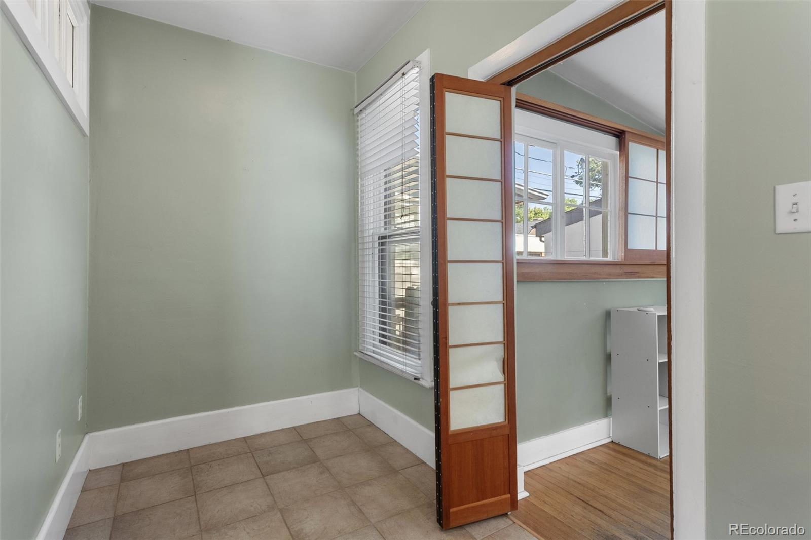 MLS Image #14 for 914 e iowa avenue,denver, Colorado