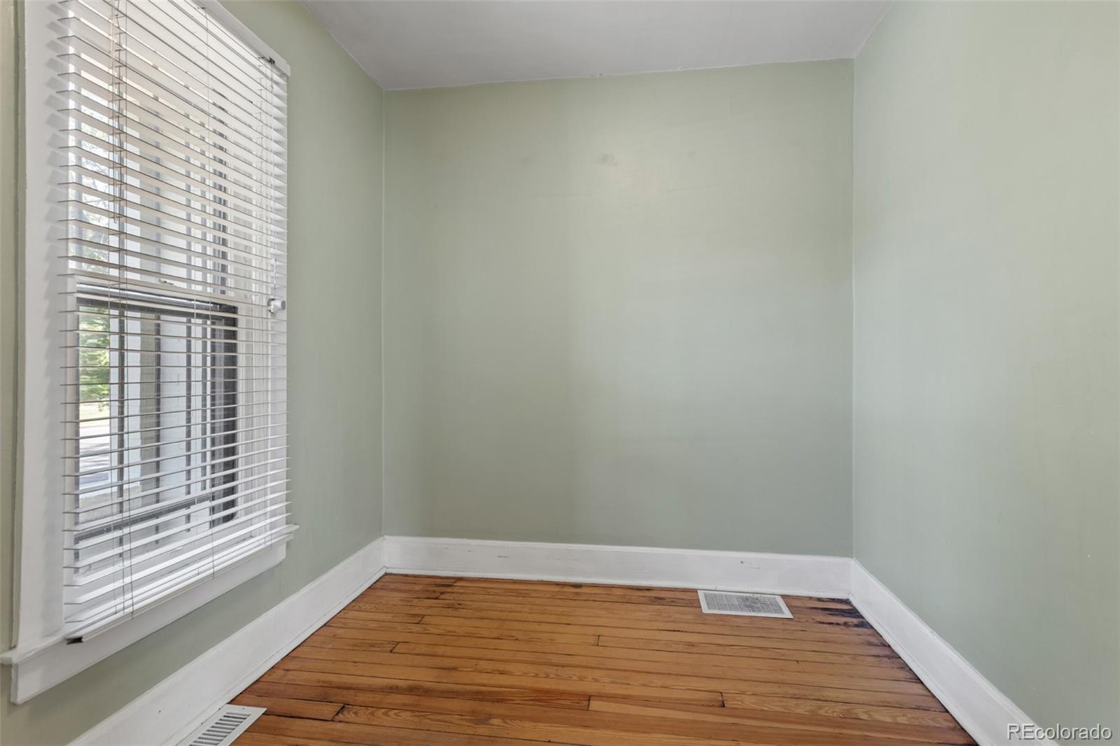 MLS Image #17 for 914 e iowa avenue,denver, Colorado
