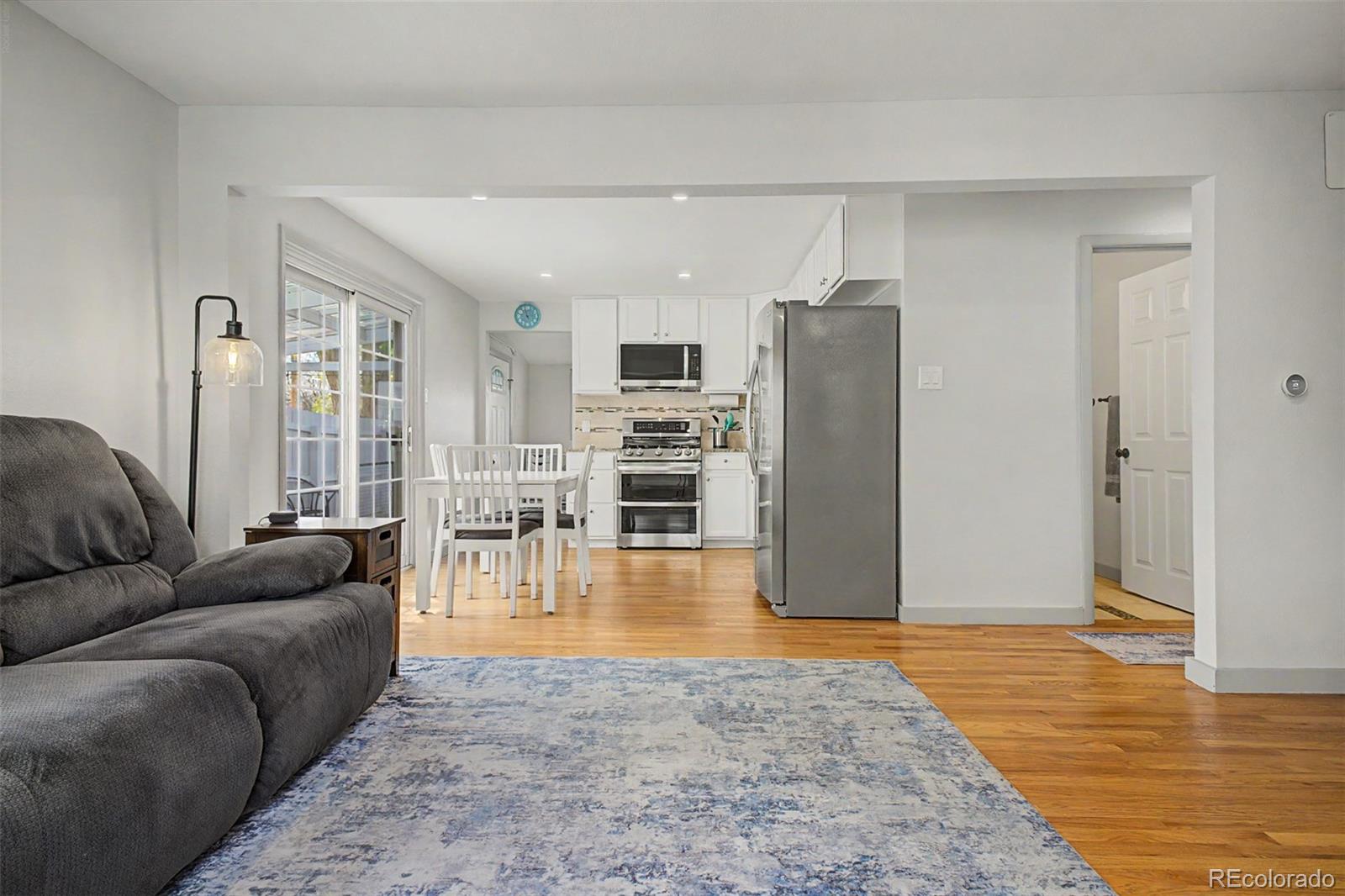 MLS Image #3 for 901 s locust street,denver, Colorado