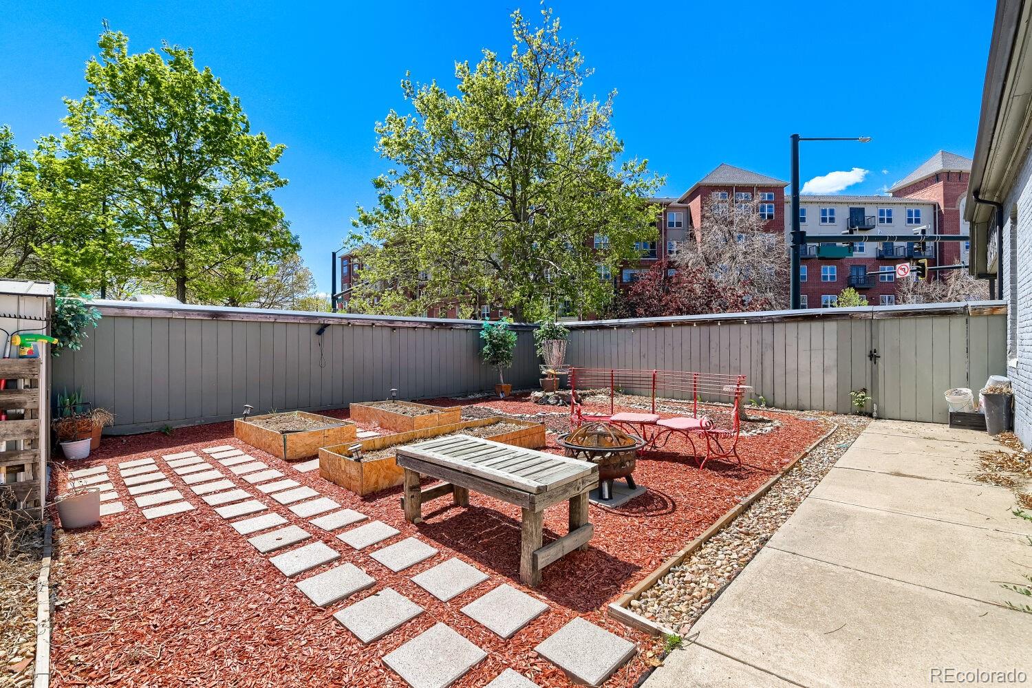 MLS Image #25 for 1950 n clarkson street,denver, Colorado