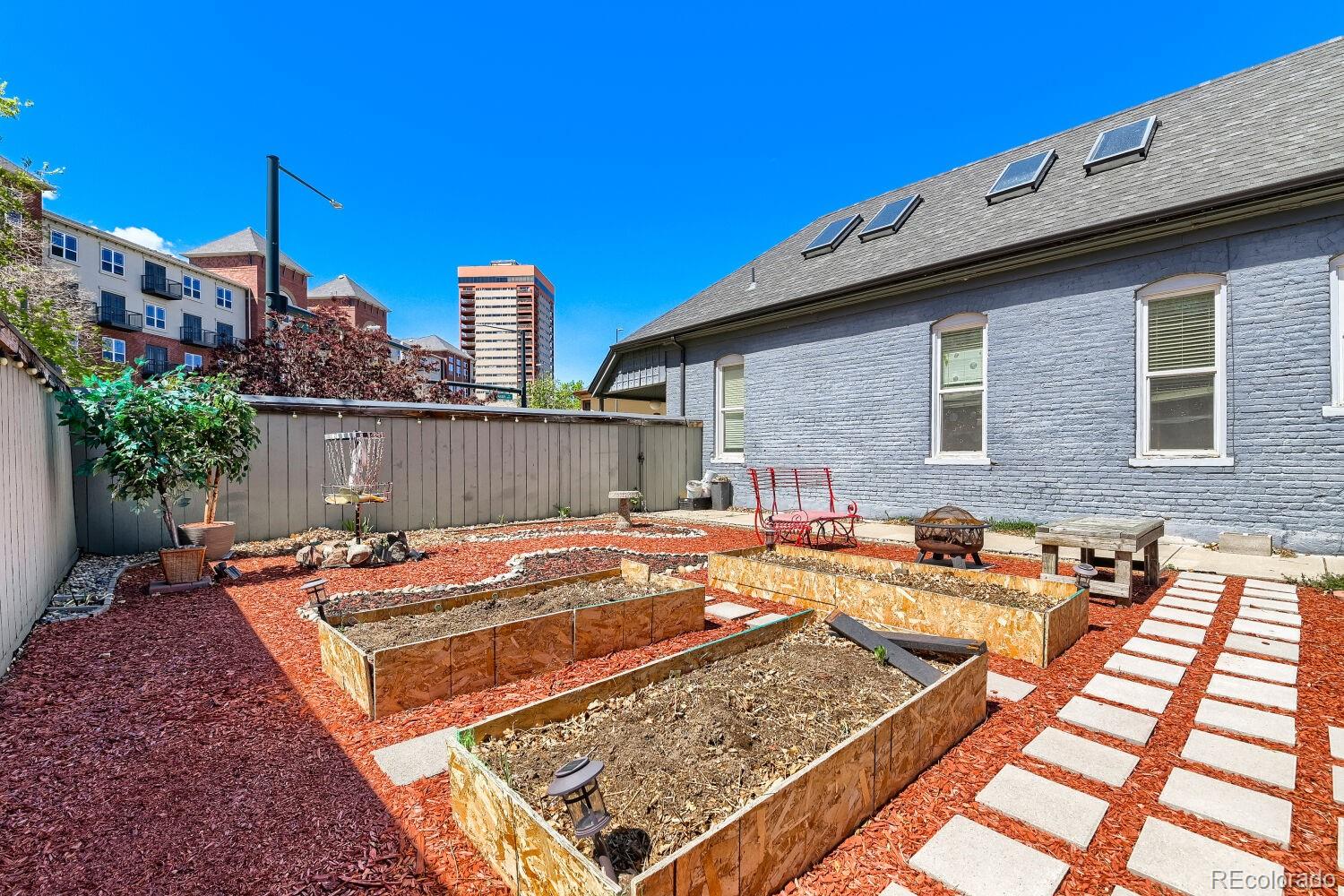 MLS Image #27 for 1950 n clarkson street,denver, Colorado