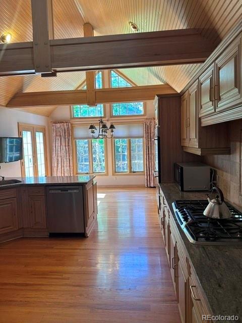 MLS Image #18 for 4217 s bellaire circle,englewood, Colorado