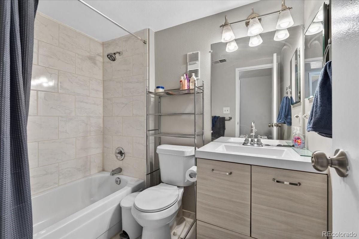 MLS Image #10 for 14112 e colorado drive 102,aurora, Colorado