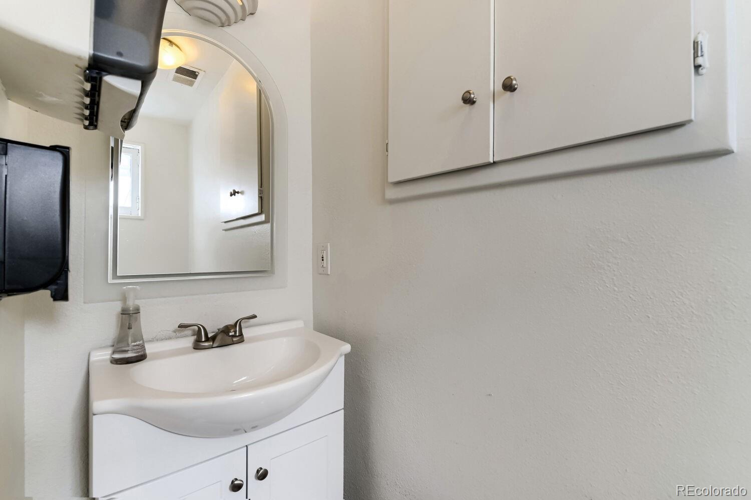 MLS Image #21 for 818-820 e 20th avenue,denver, Colorado