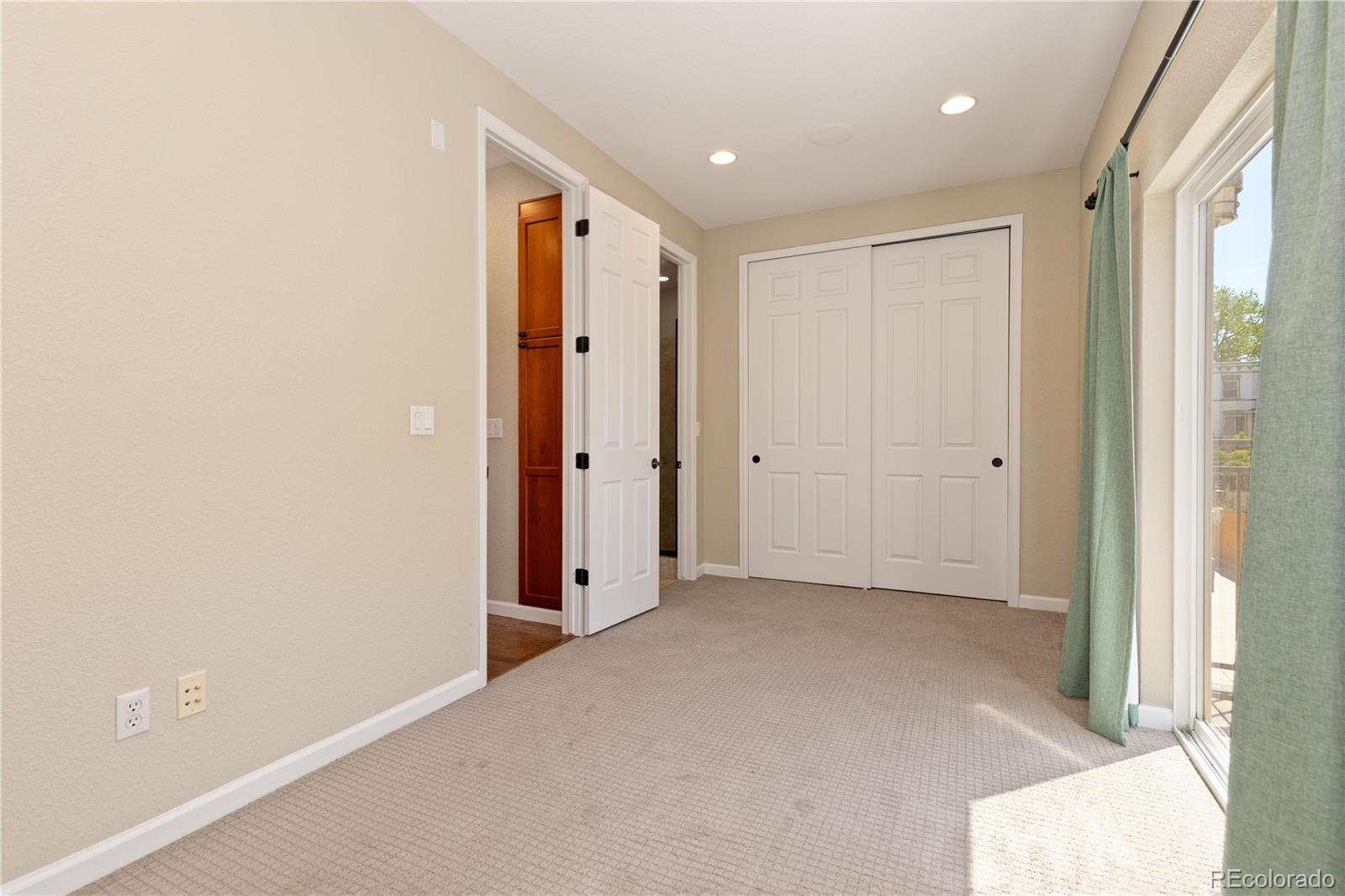 MLS Image #14 for 1263 n washington street,denver, Colorado