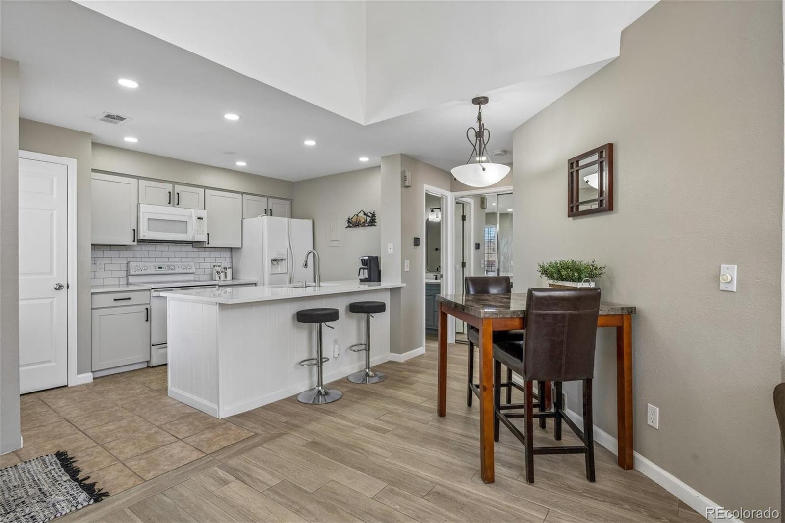 MLS Image #3 for 13732 e lehigh avenue,aurora, Colorado