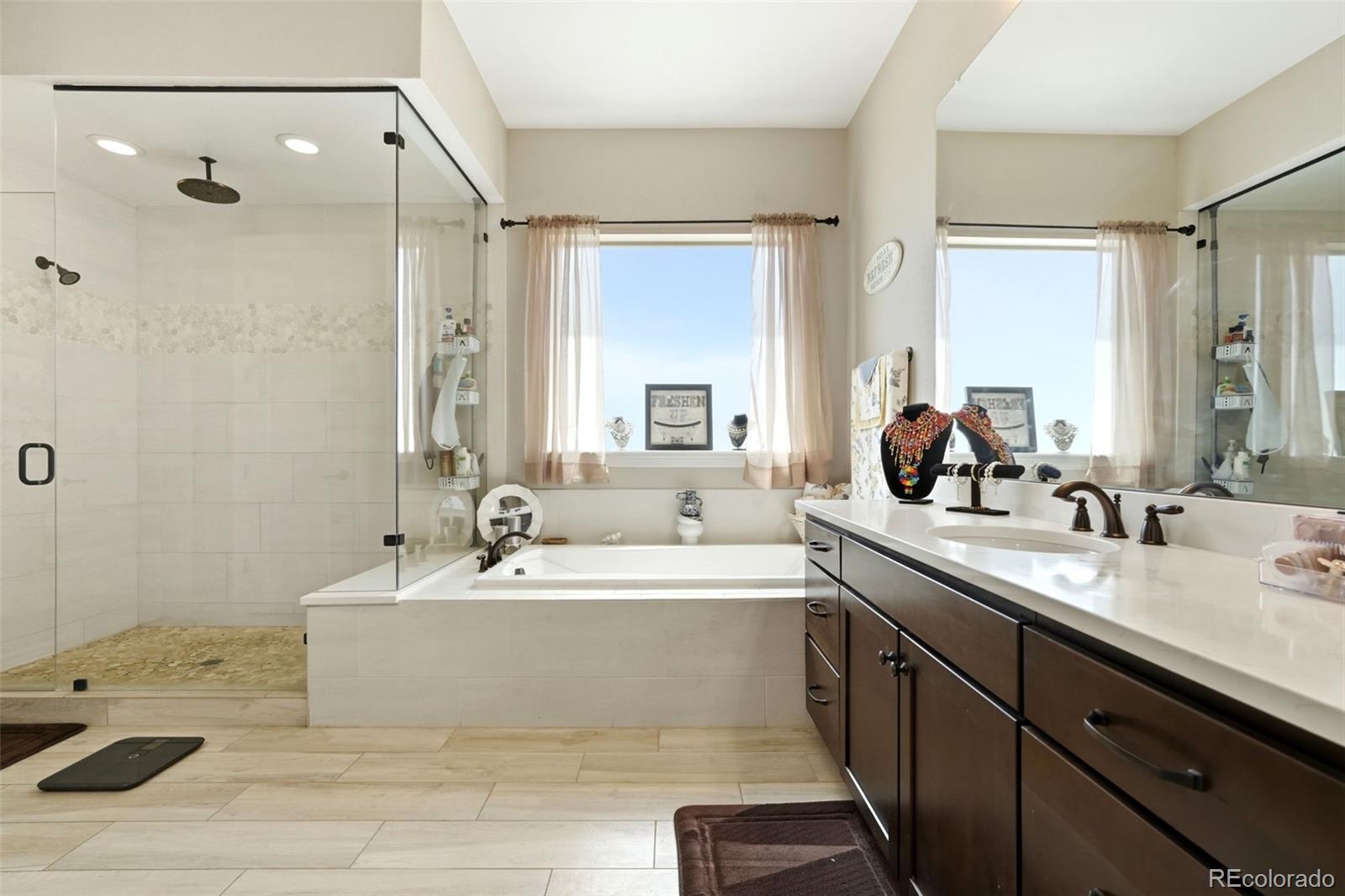 MLS Image #18 for 8641 s de gaulle court,aurora, Colorado