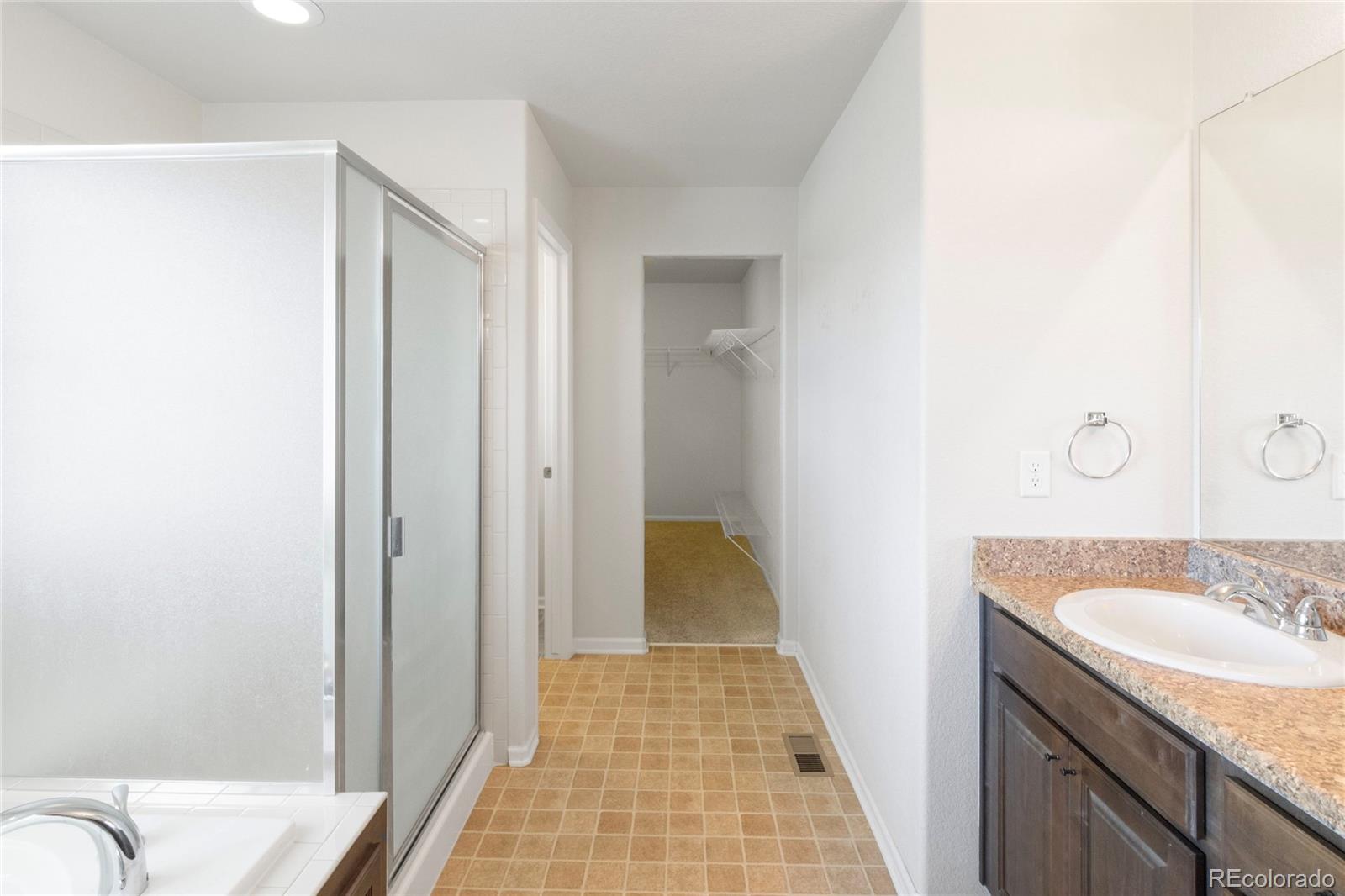 MLS Image #15 for 25380 e aberdeen drive,aurora, Colorado