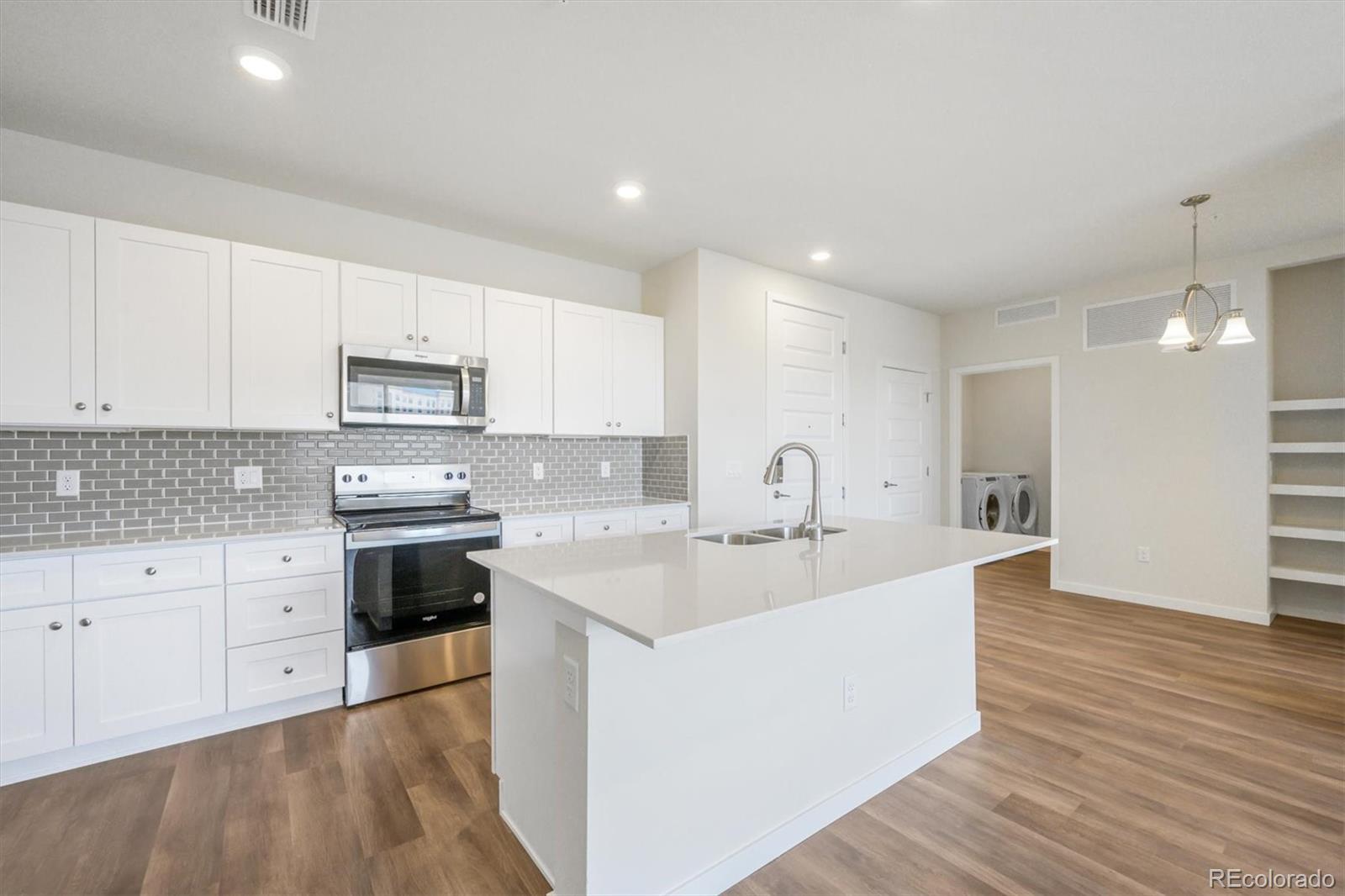 MLS Image #0 for 483  interlocken boulevard 203,broomfield, Colorado