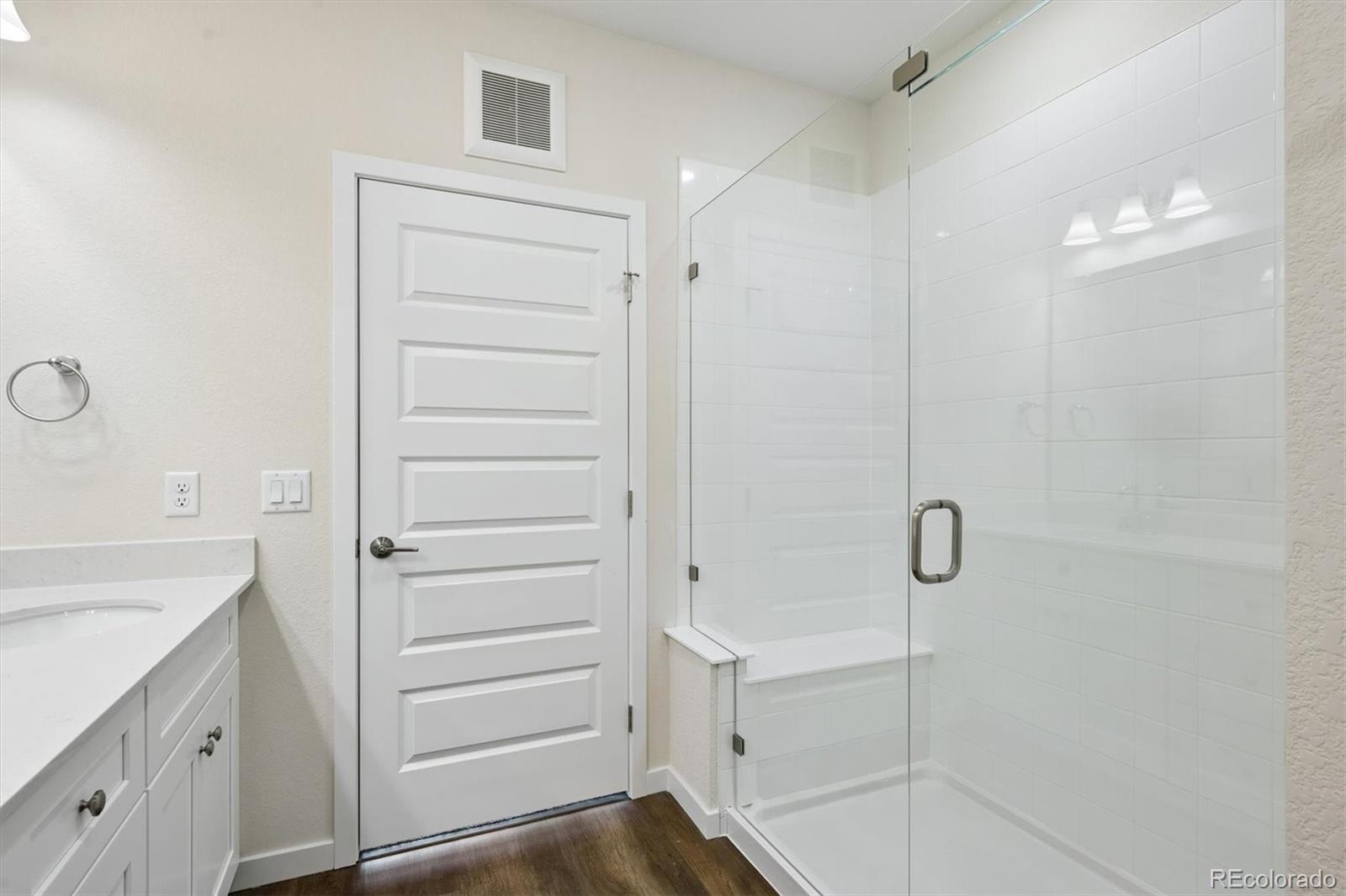MLS Image #11 for 483  interlocken boulevard 203,broomfield, Colorado