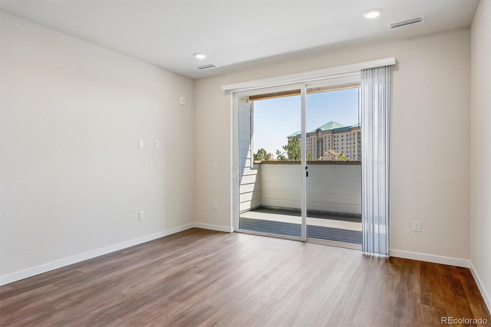 MLS Image #7 for 483  interlocken boulevard 203,broomfield, Colorado