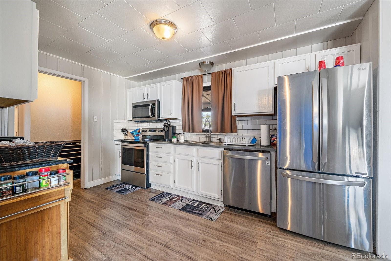 MLS Image #7 for 328 e union avenue,la salle, Colorado