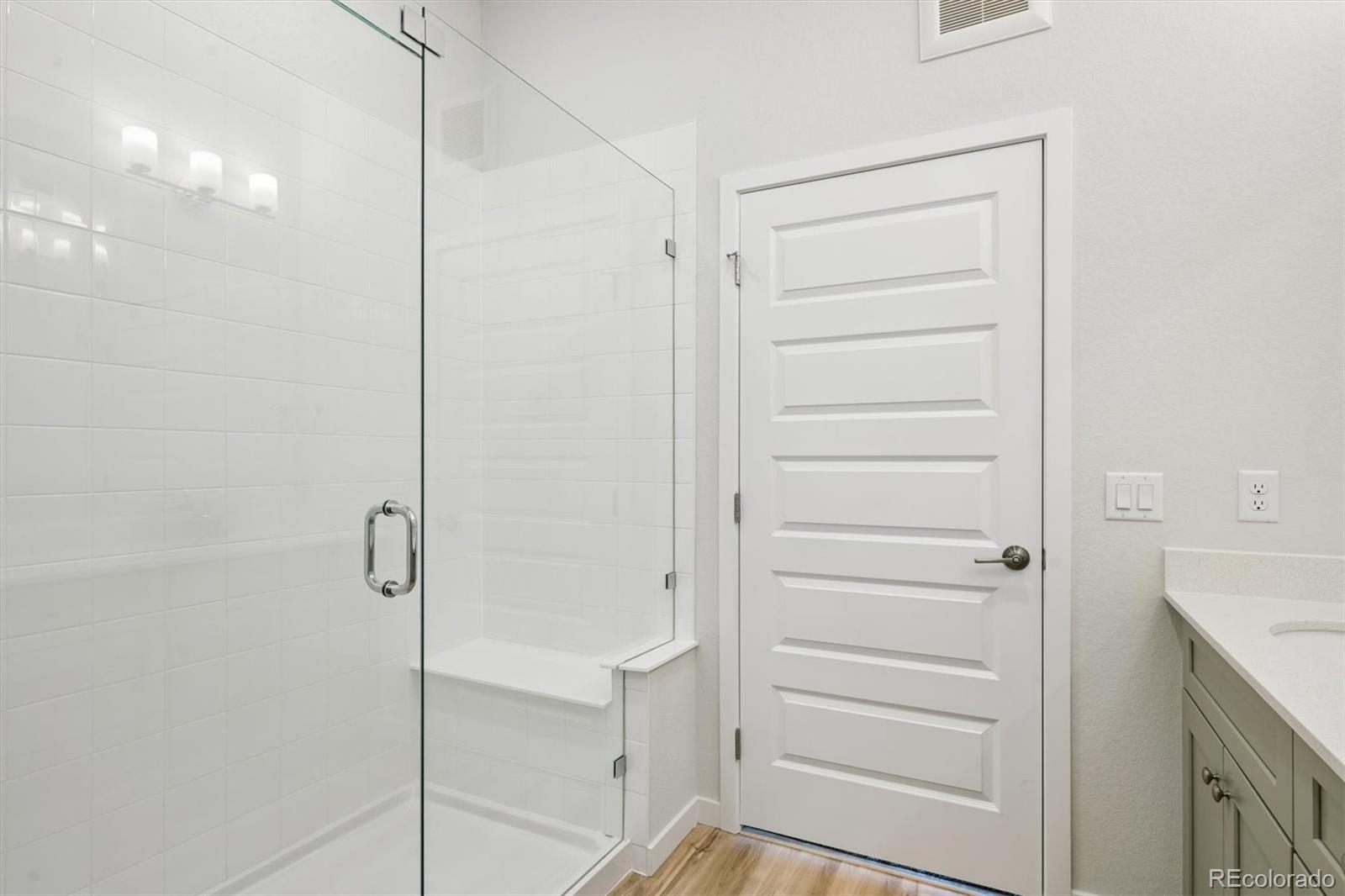 MLS Image #12 for 483  interlocken boulevard 401,broomfield, Colorado