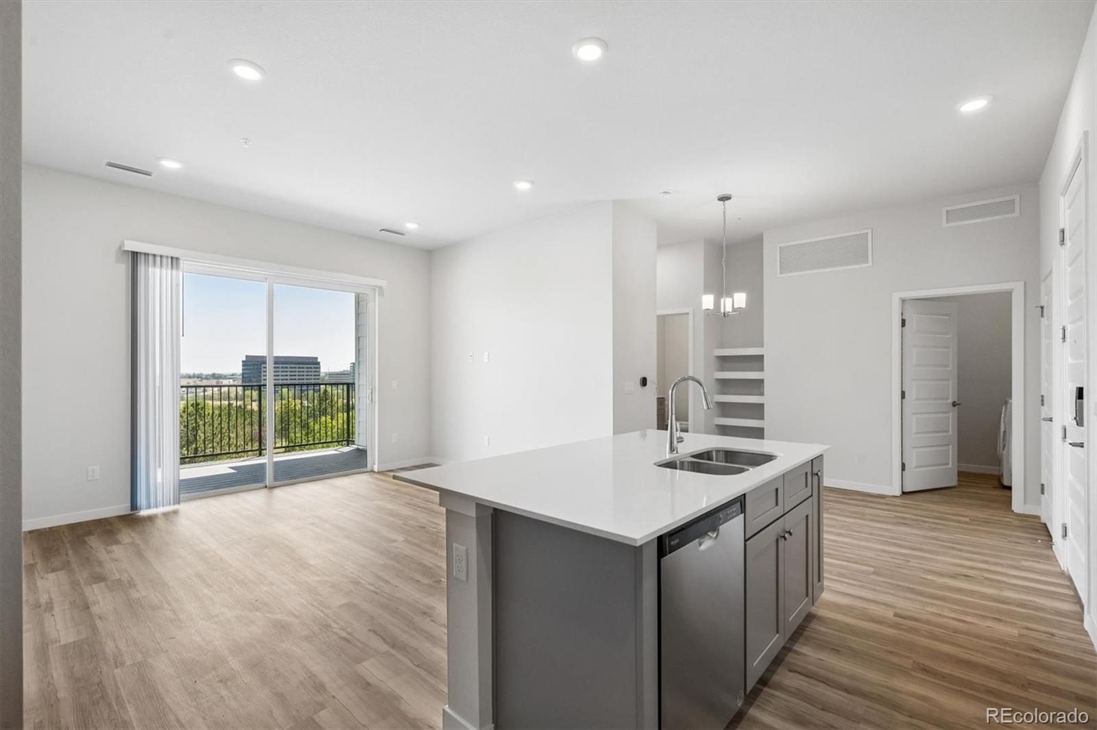 MLS Image #8 for 483  interlocken boulevard 401,broomfield, Colorado