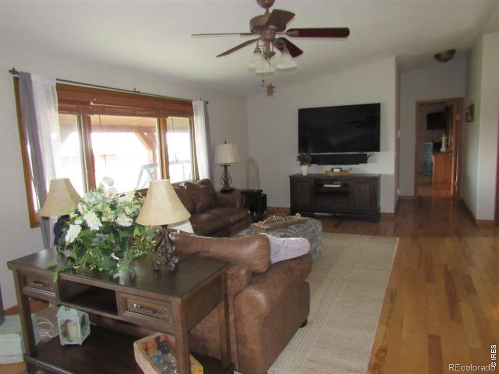MLS Image #10 for 23252  county road 14 ,weldona, Colorado