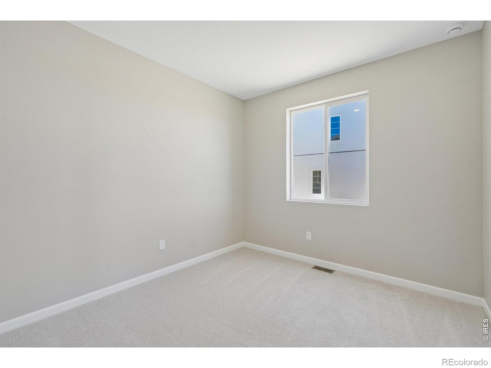 MLS Image #11 for 24406 e 35th drive,aurora, Colorado