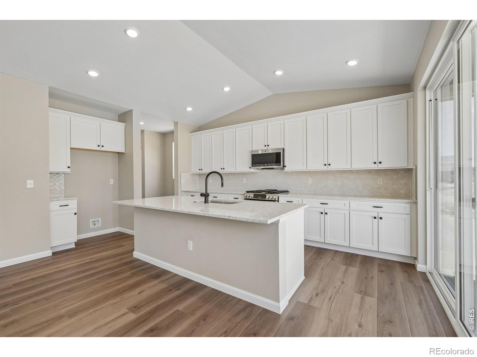 MLS Image #4 for 24406 e 35th drive,aurora, Colorado