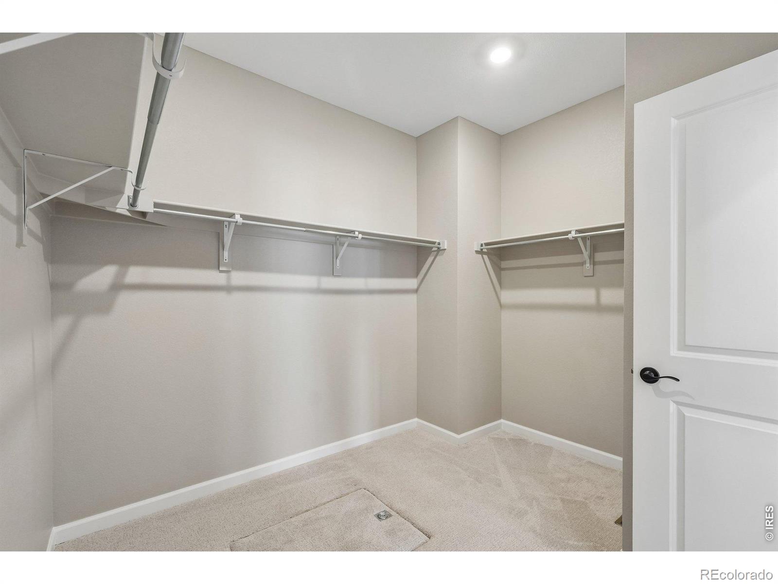 MLS Image #9 for 24406 e 35th drive,aurora, Colorado