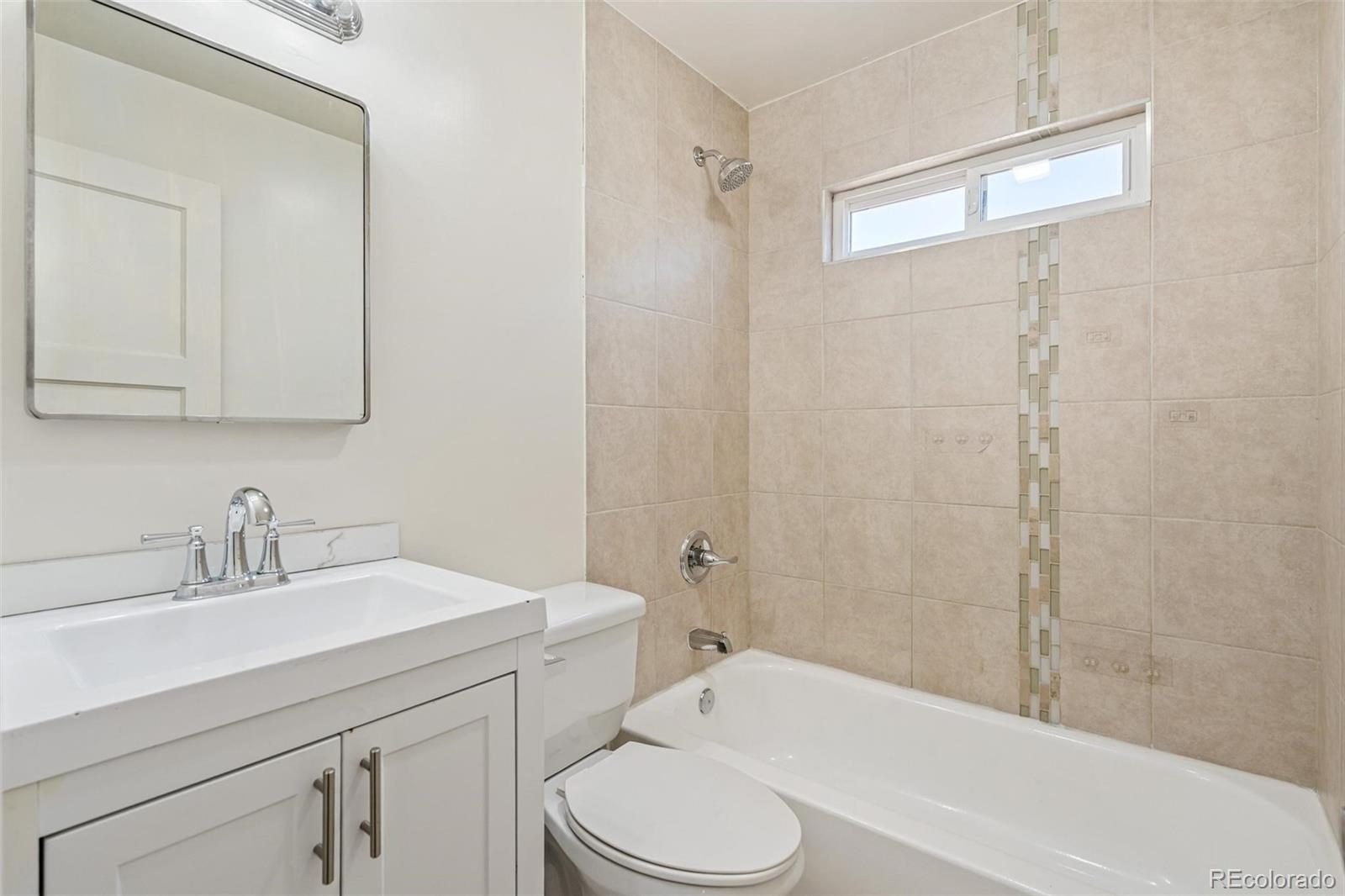 MLS Image #17 for 320  stuart street,denver, Colorado