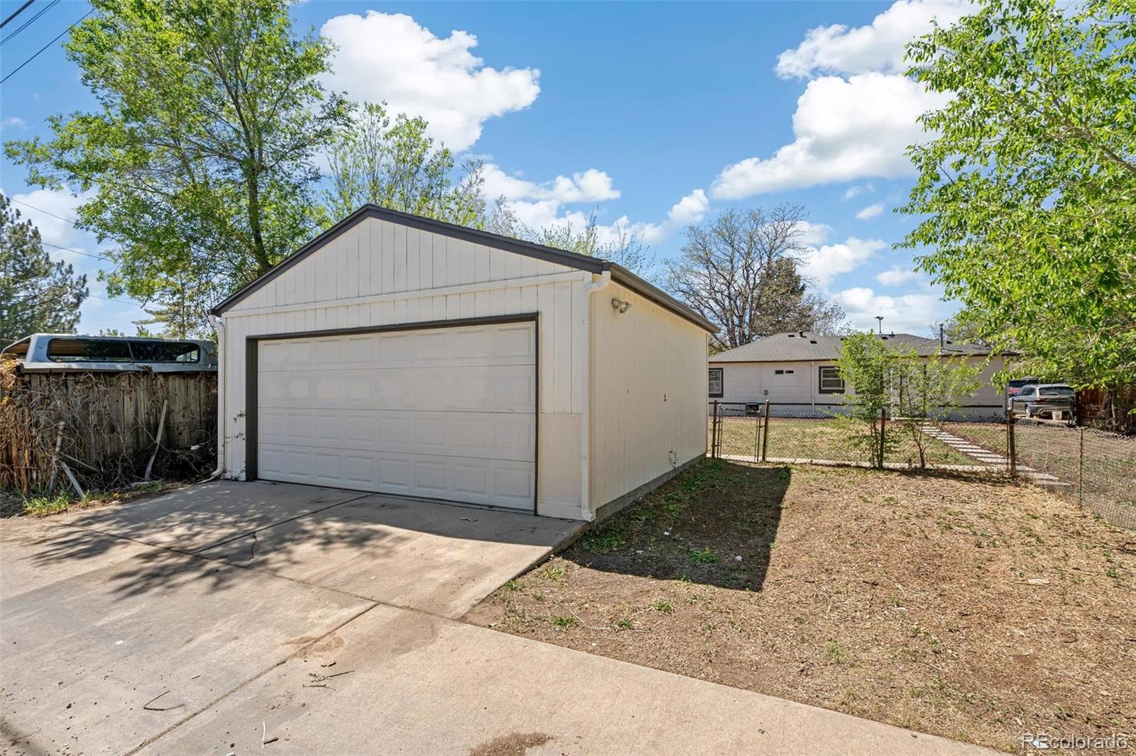 MLS Image #24 for 320  stuart street,denver, Colorado