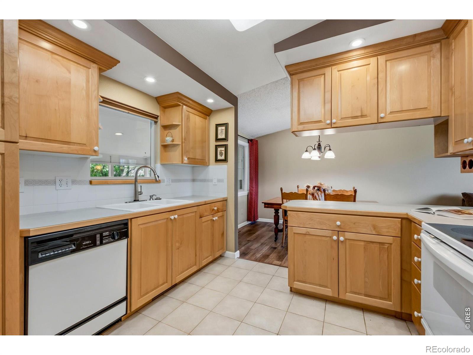 MLS Image #8 for 605  jack pine place,loveland, Colorado
