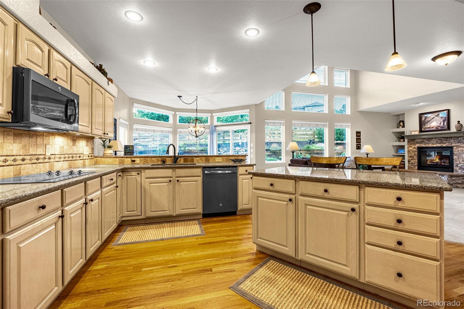 MLS Image #11 for 12265  jones park court,colorado springs, Colorado