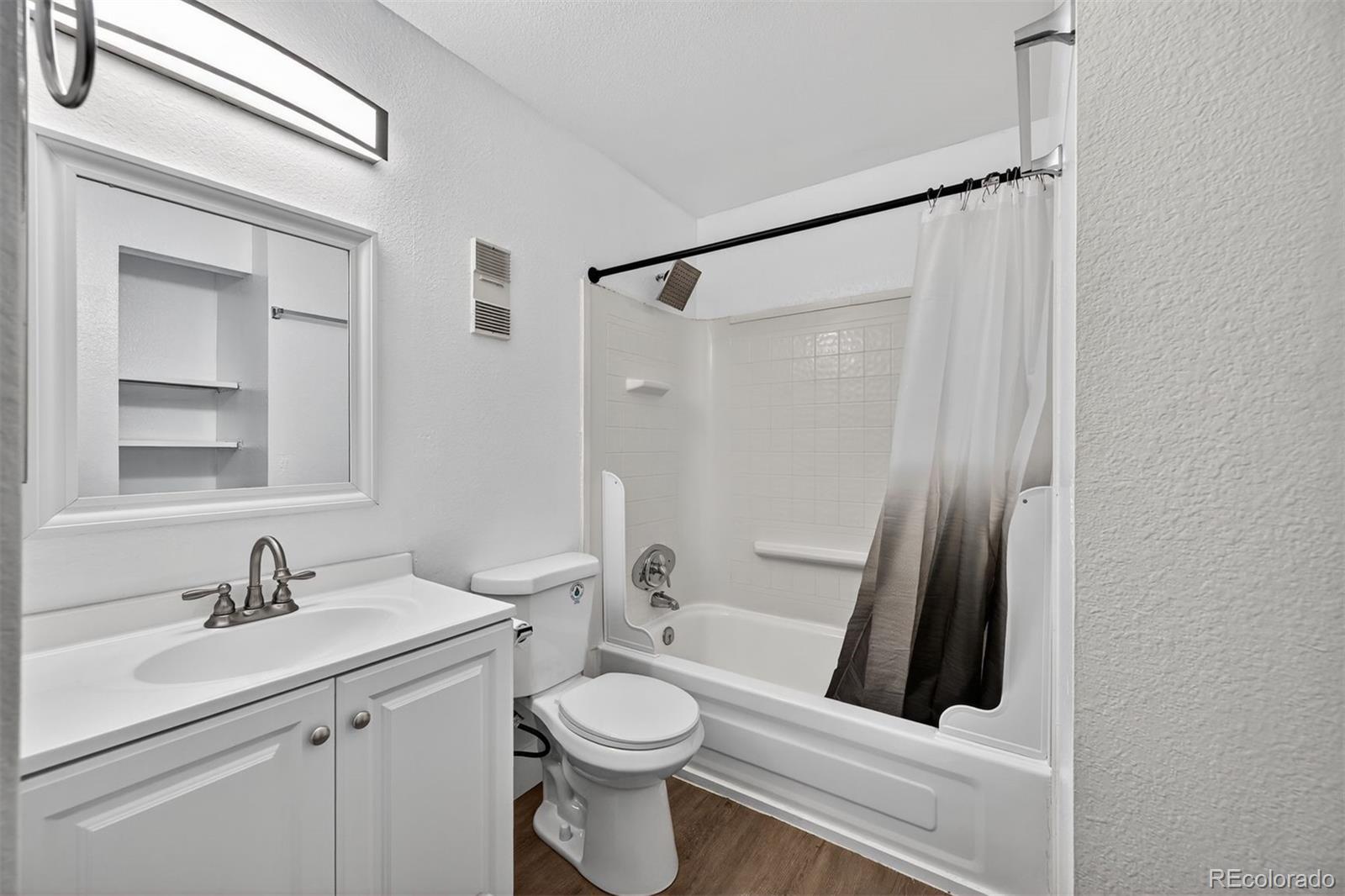 MLS Image #8 for 14404 e colorado drive,aurora, Colorado