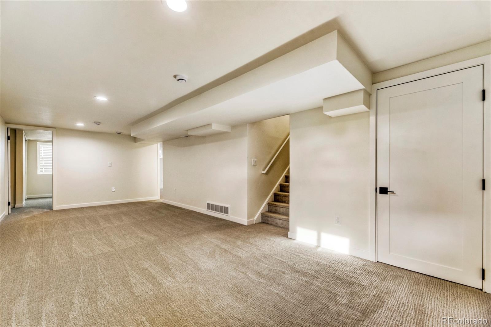 MLS Image #12 for 1590 s jackson street,denver, Colorado