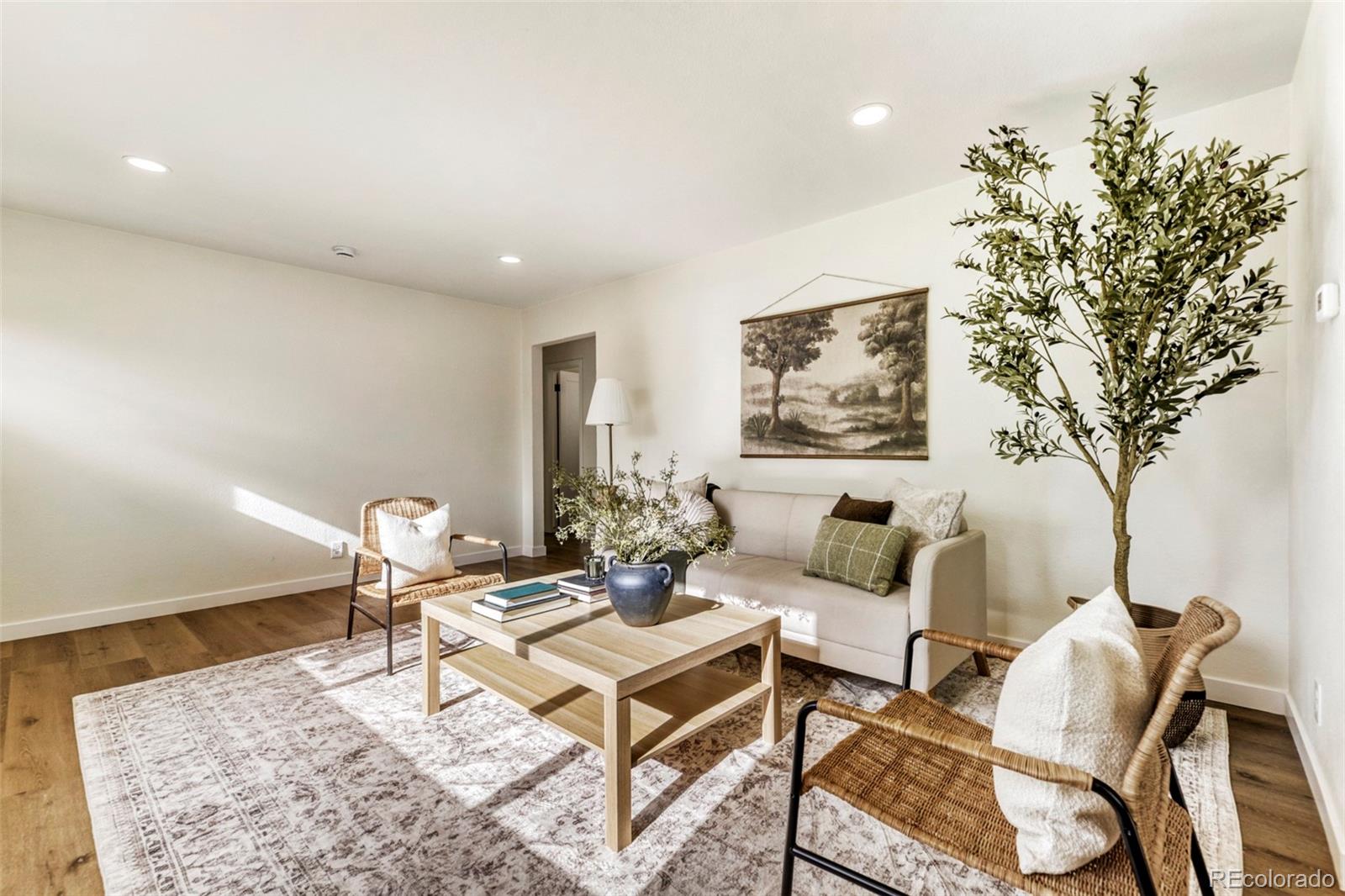 MLS Image #4 for 1590 s jackson street,denver, Colorado