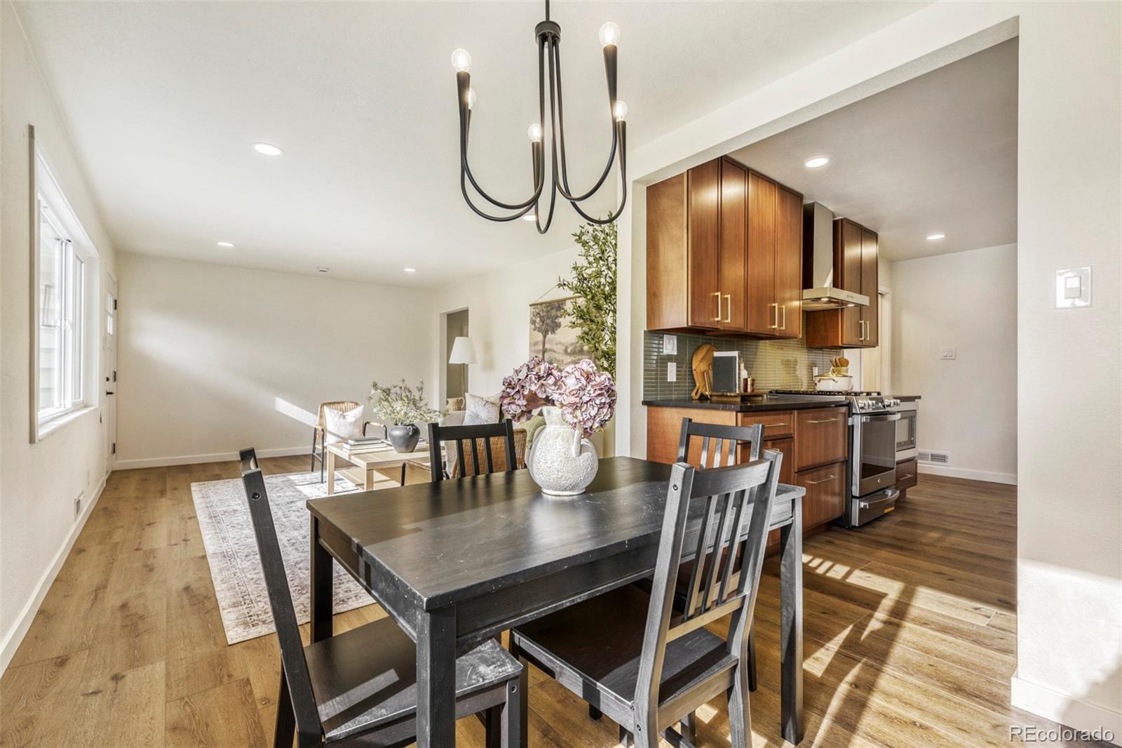MLS Image #7 for 1590 s jackson street,denver, Colorado