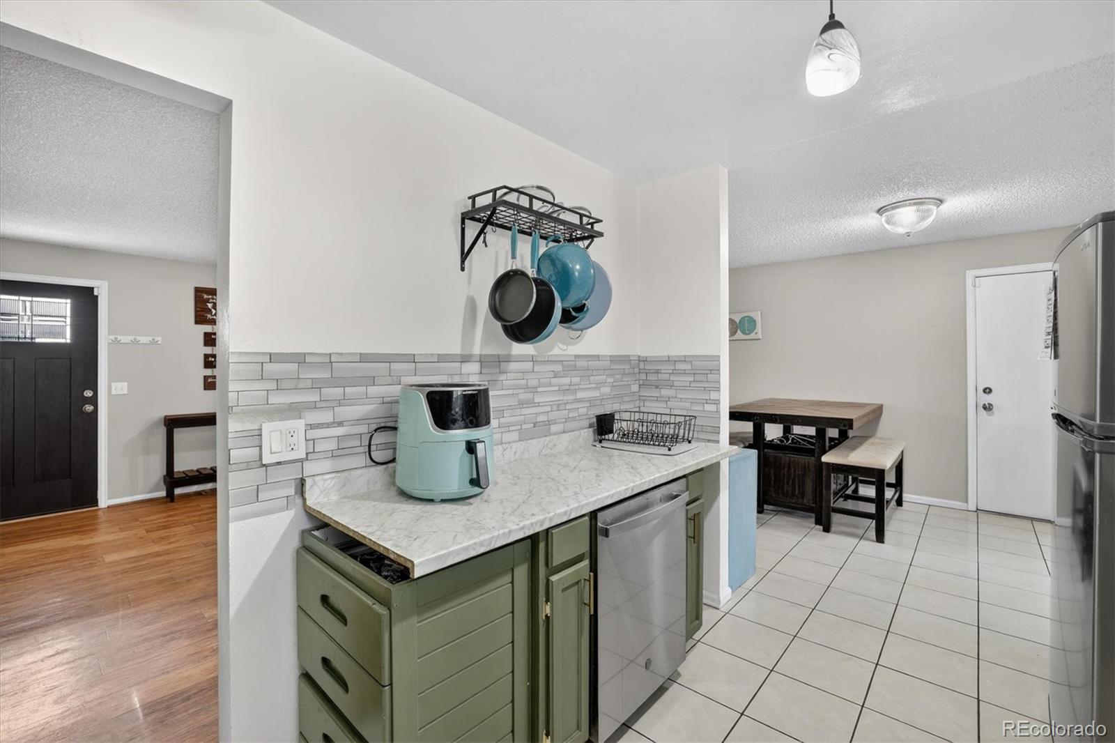 MLS Image #10 for 9334  bellaire street,thornton, Colorado