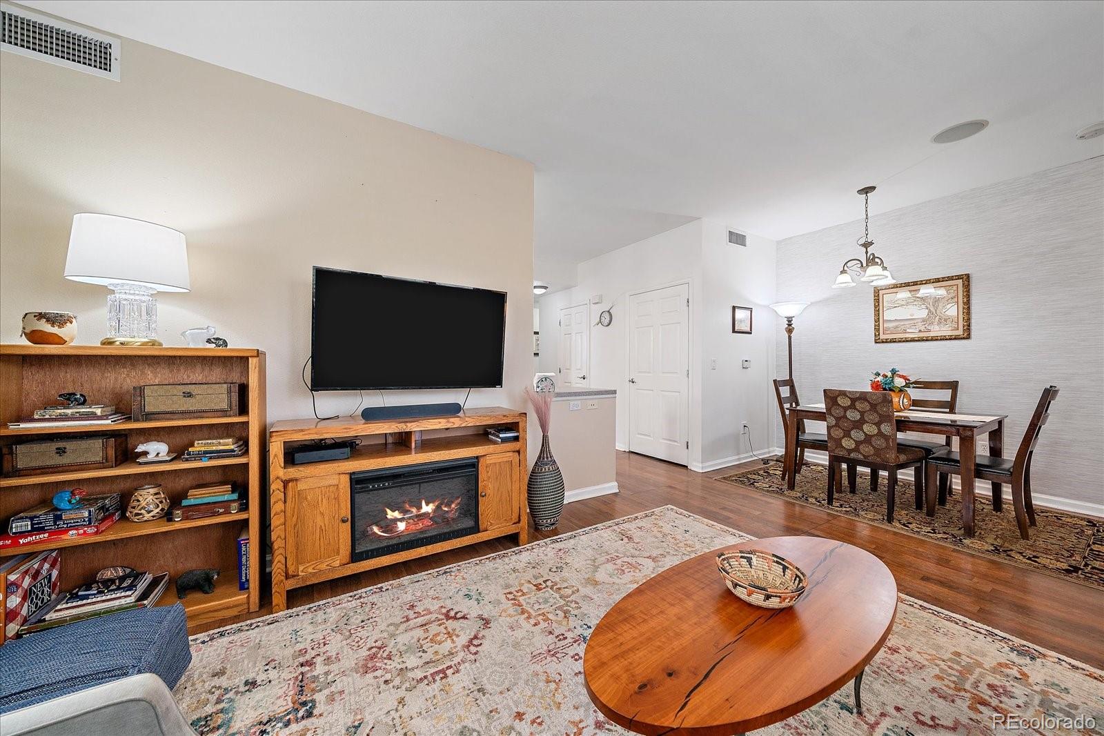 MLS Image #5 for 7493 e 26th avenue,denver, Colorado