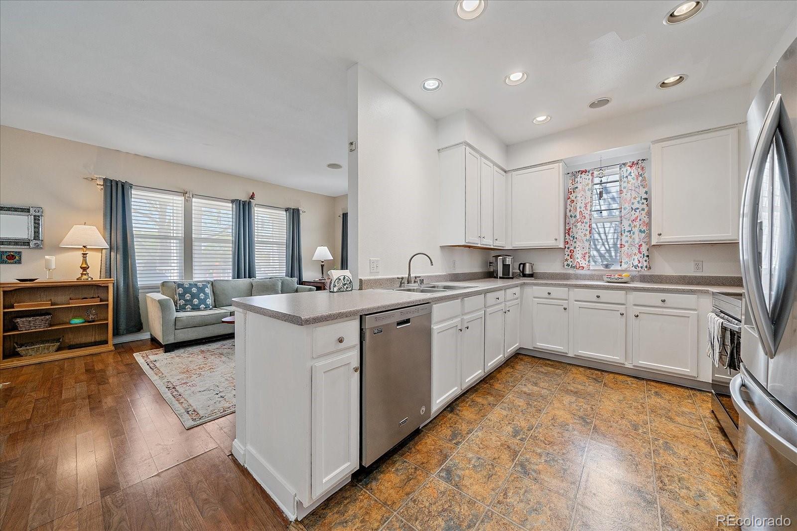 MLS Image #8 for 7493 e 26th avenue,denver, Colorado