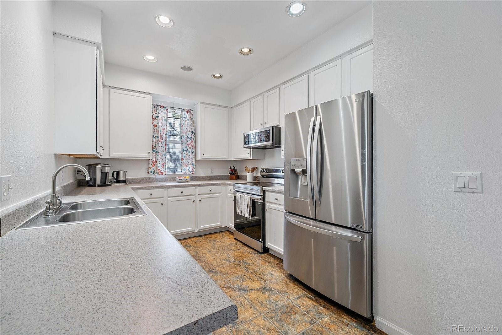 MLS Image #9 for 7493 e 26th avenue,denver, Colorado