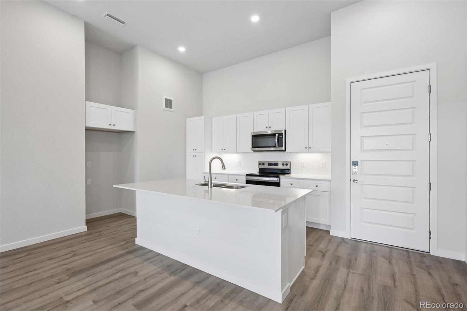 MLS Image #5 for 483  interlocken boulevard 106,broomfield, Colorado