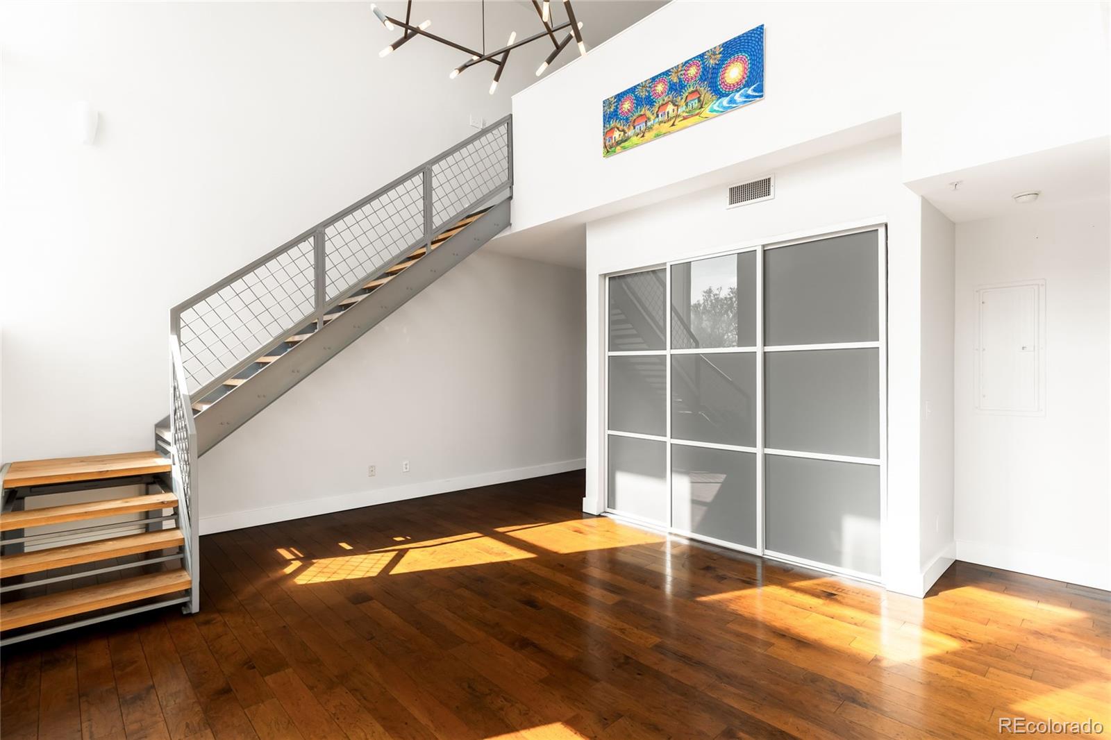 MLS Image #13 for 1738 n franklin street,denver, Colorado