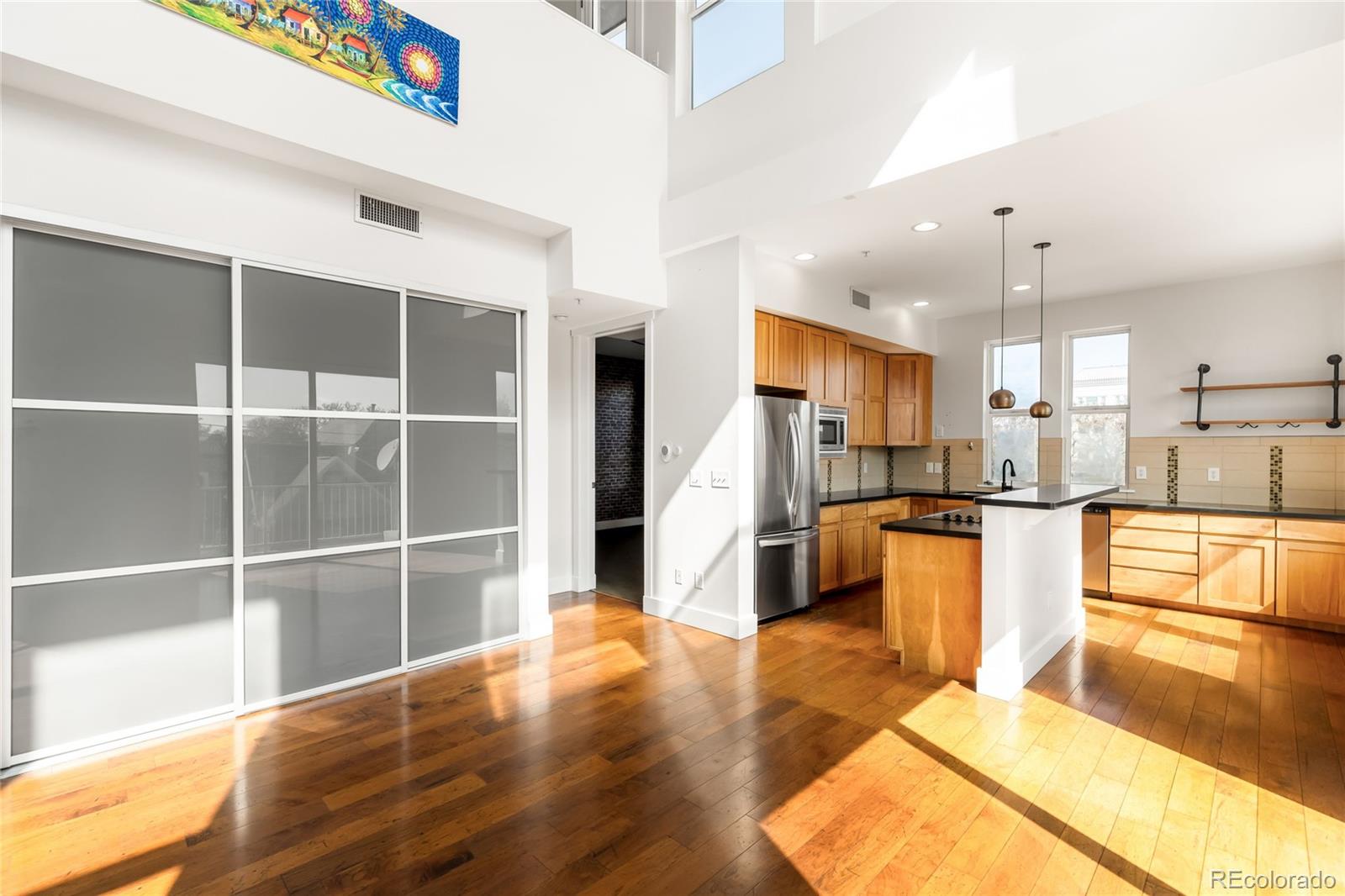 MLS Image #15 for 1738 n franklin street,denver, Colorado