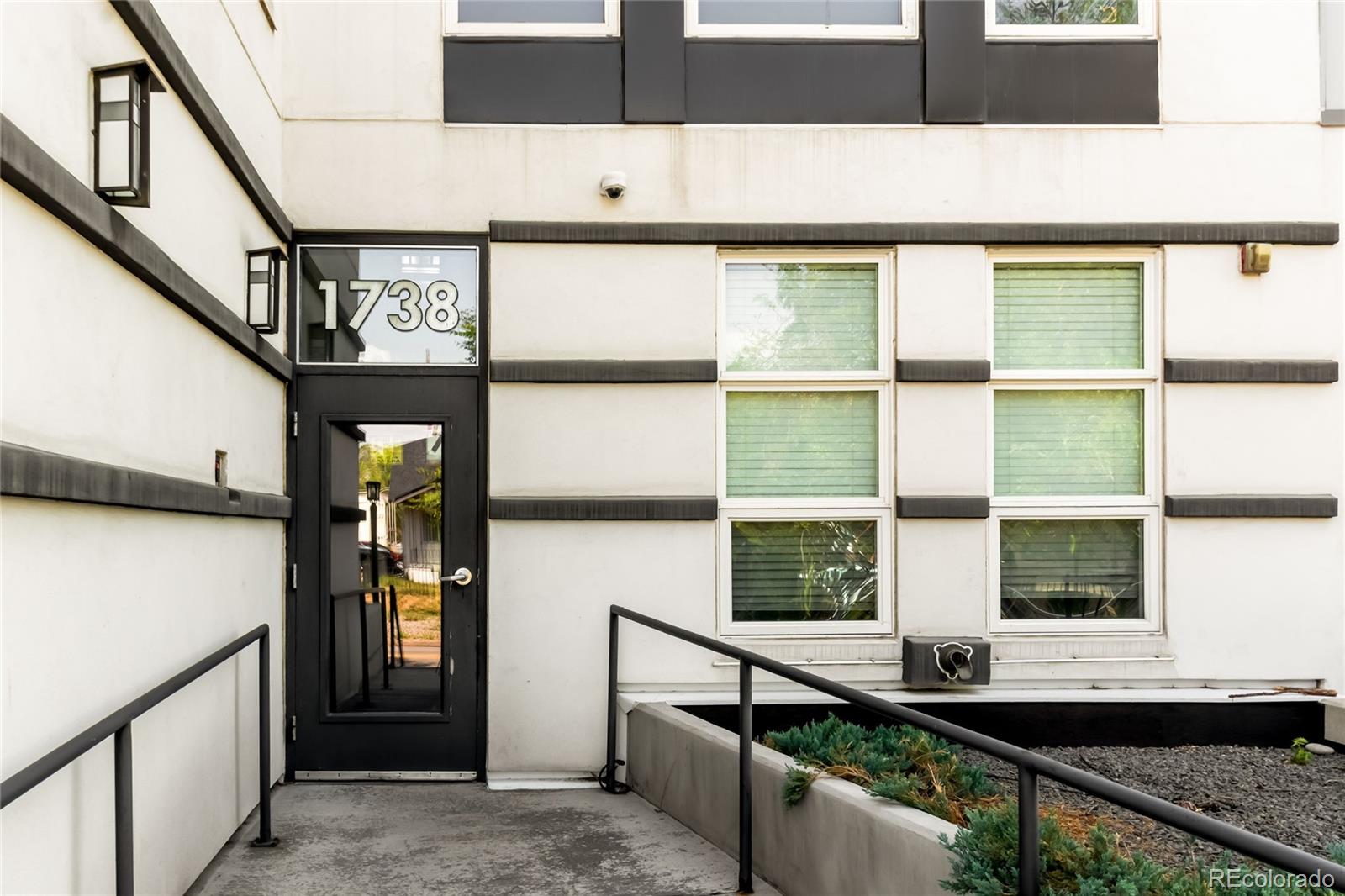 MLS Image #2 for 1738 n franklin street,denver, Colorado