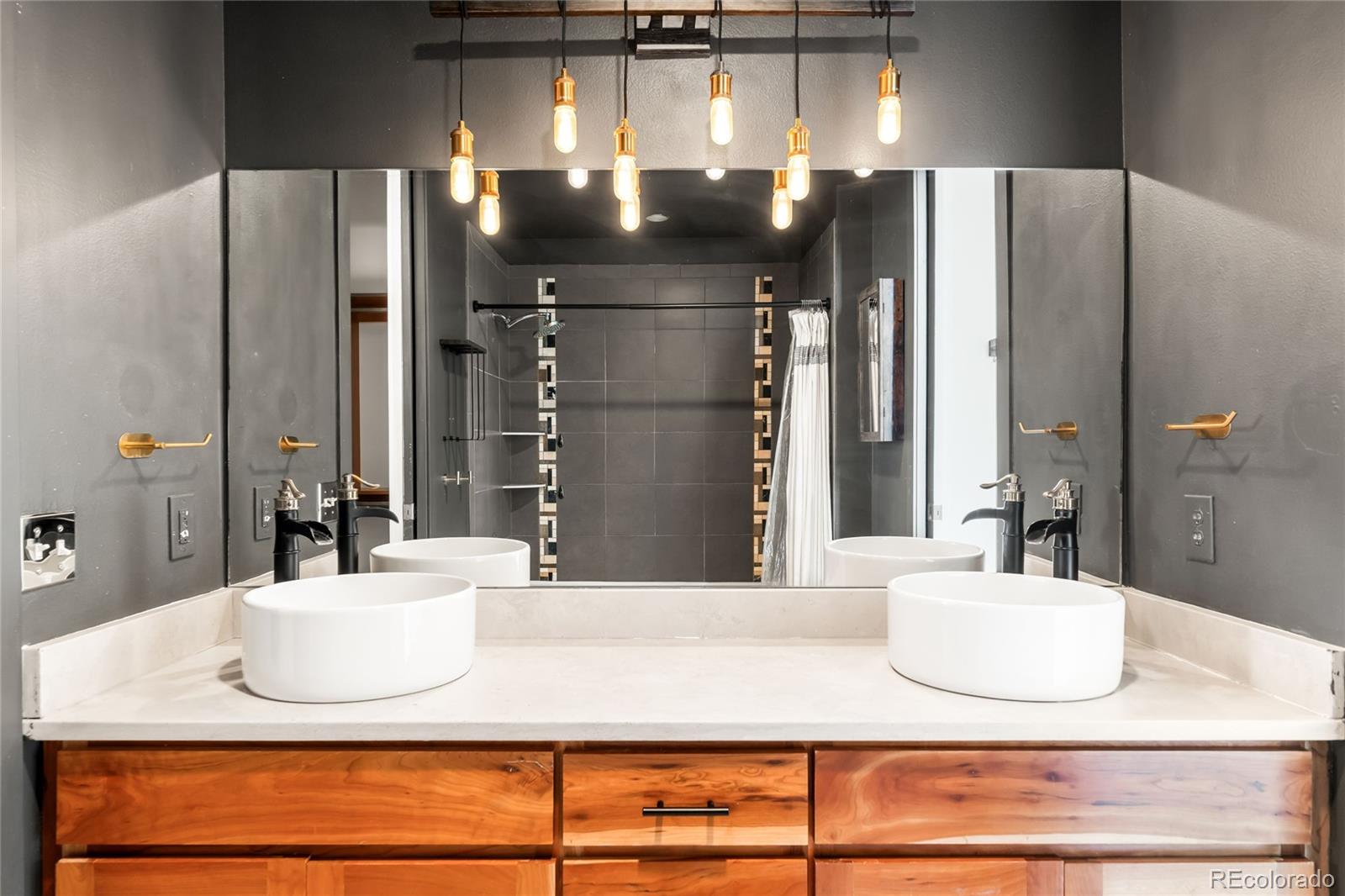 MLS Image #20 for 1738 n franklin street,denver, Colorado
