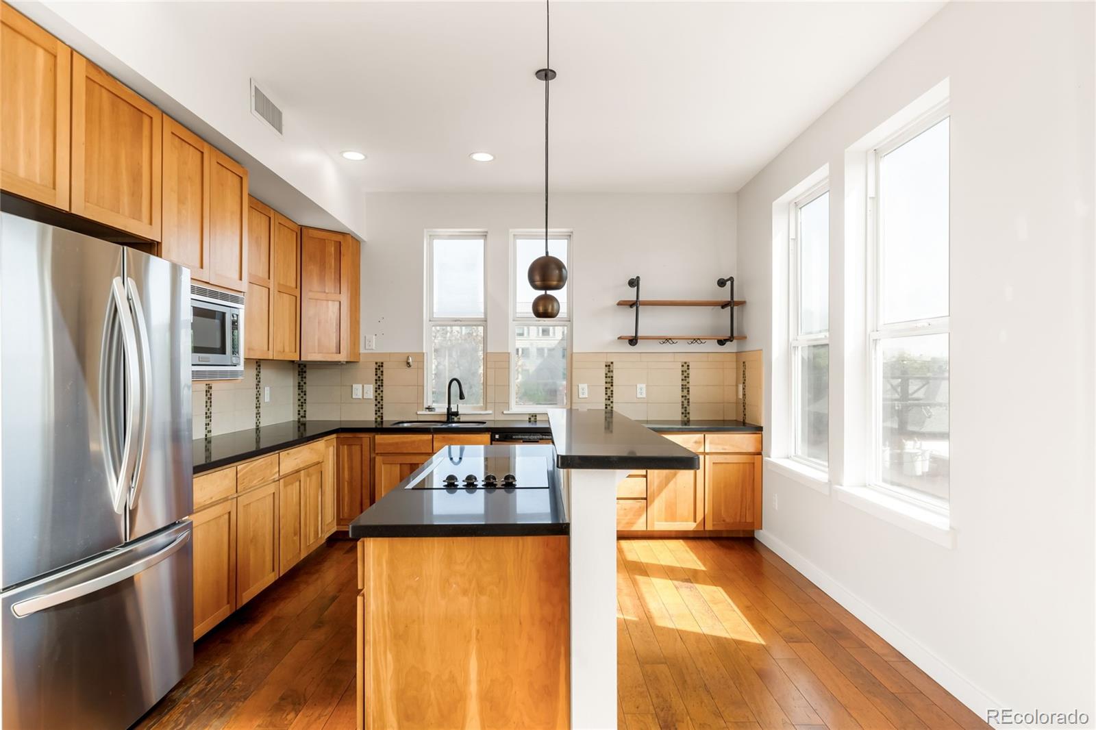 MLS Image #4 for 1738 n franklin street,denver, Colorado