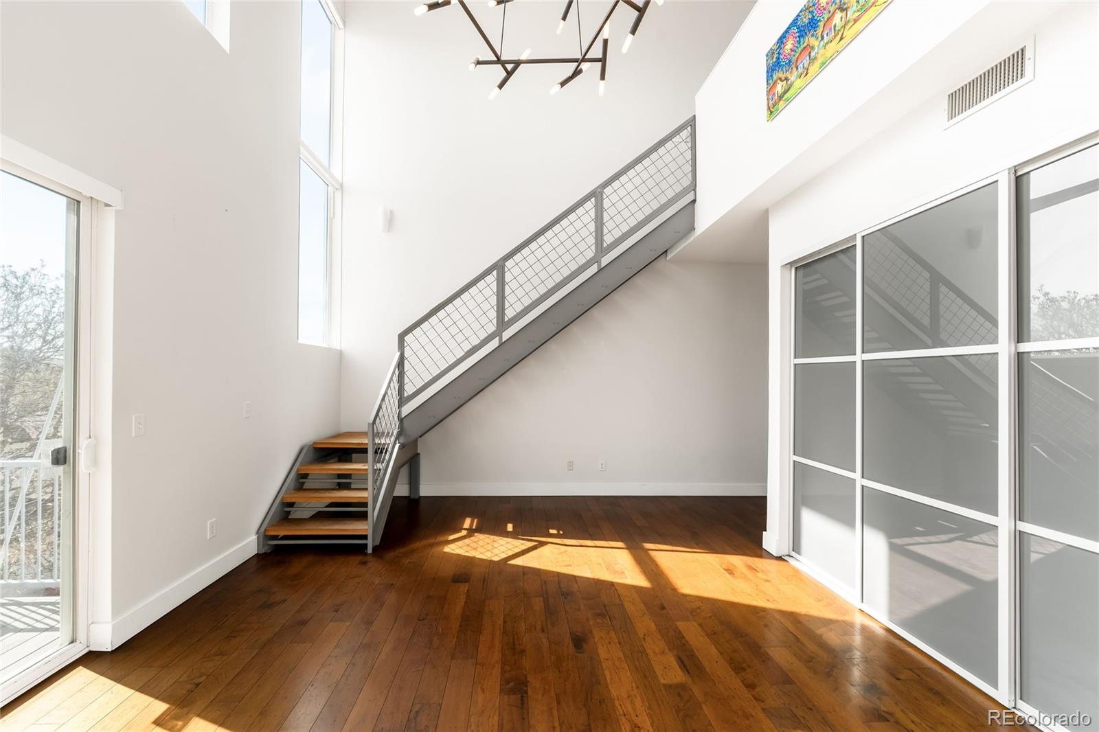 MLS Image #9 for 1738 n franklin street,denver, Colorado