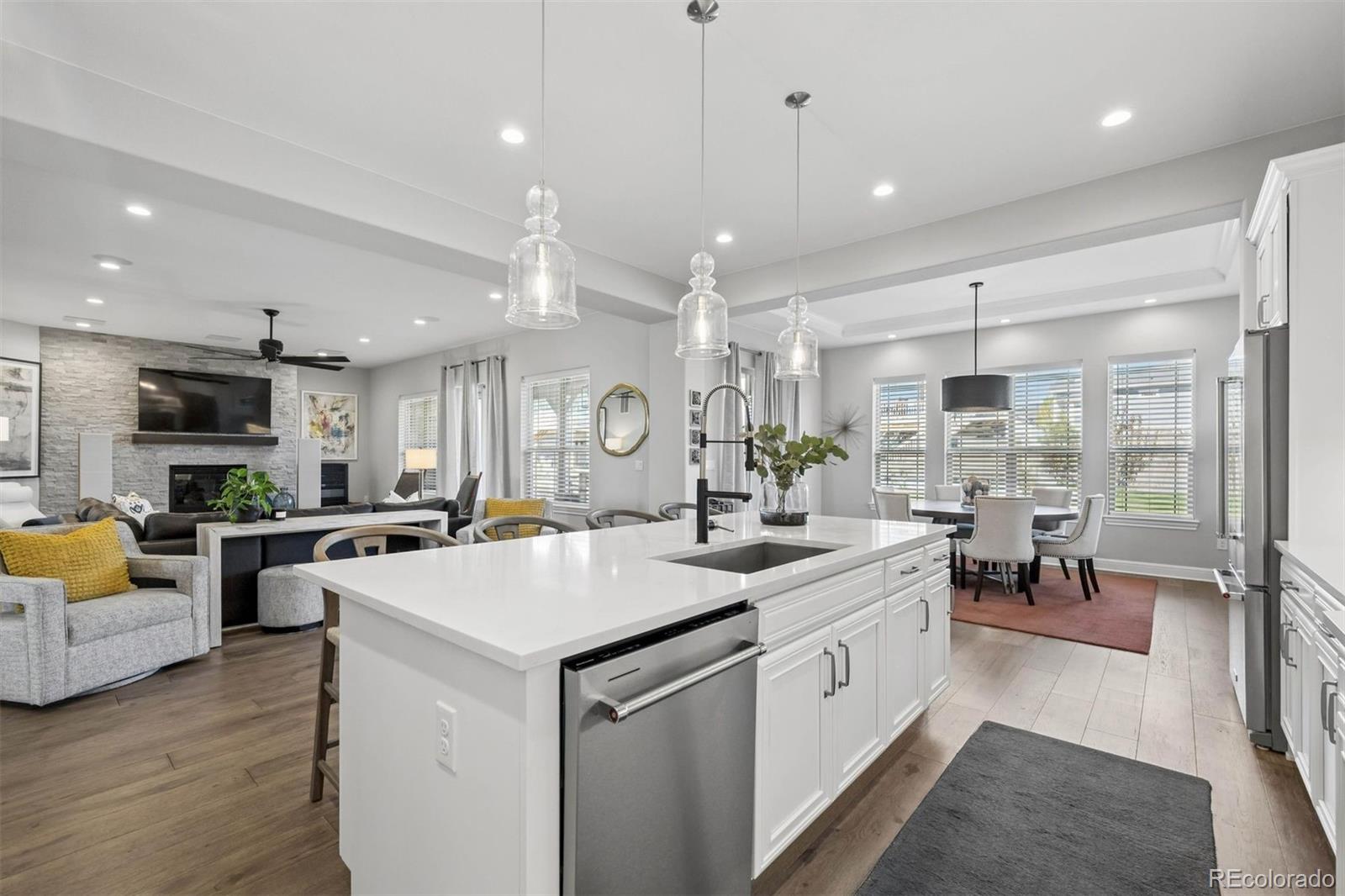 MLS Image #11 for 8457 s shawnee court,aurora, Colorado