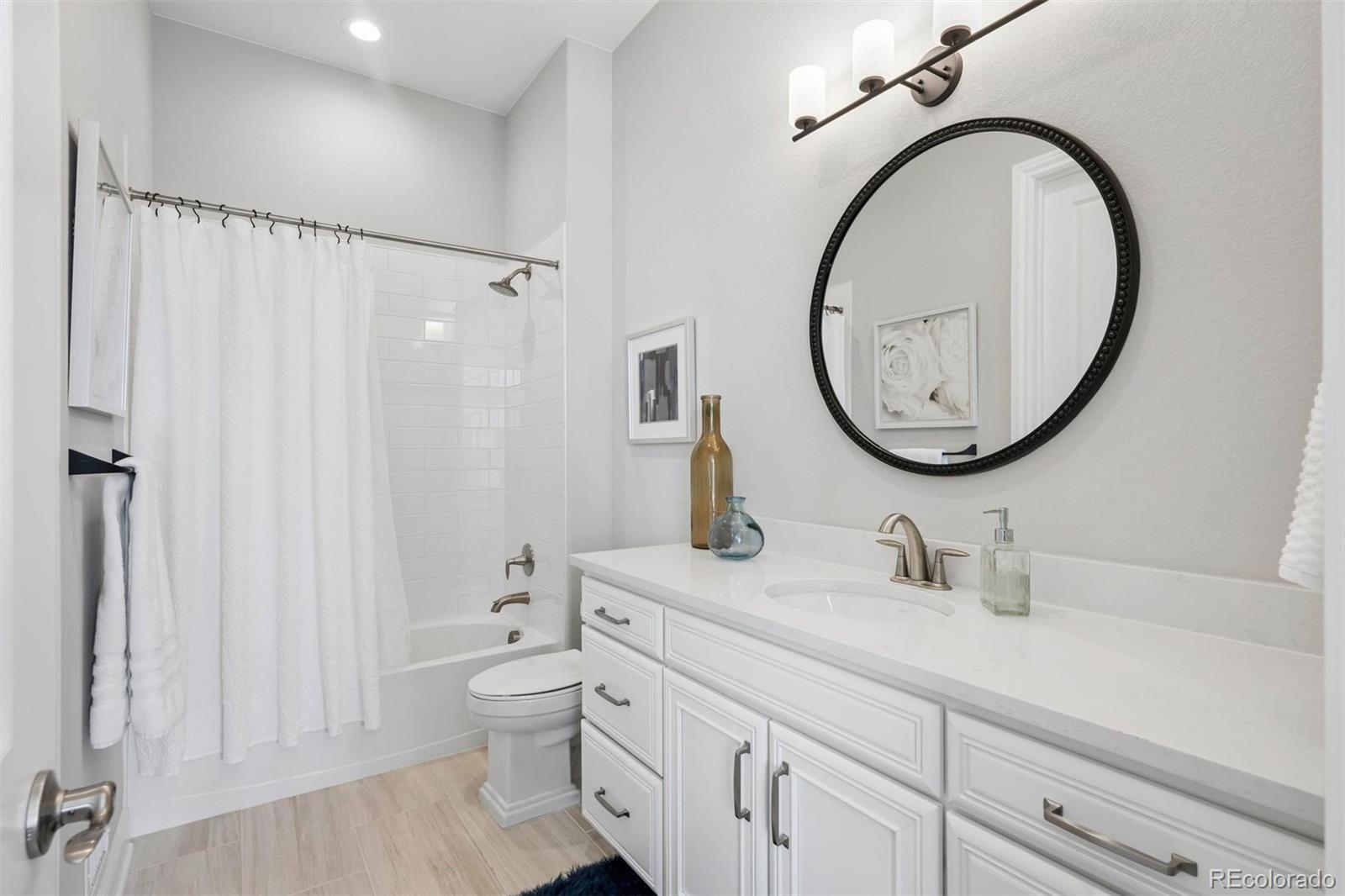MLS Image #20 for 8457 s shawnee court,aurora, Colorado
