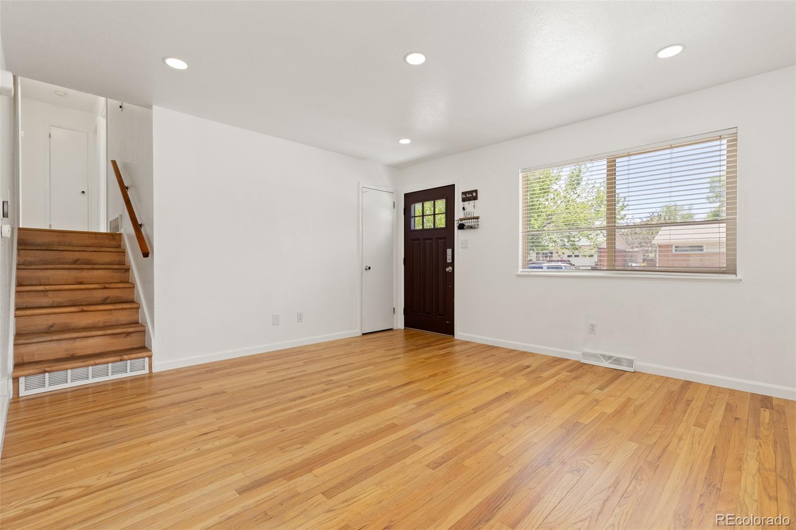 MLS Image #12 for 887  clarkson court,denver, Colorado
